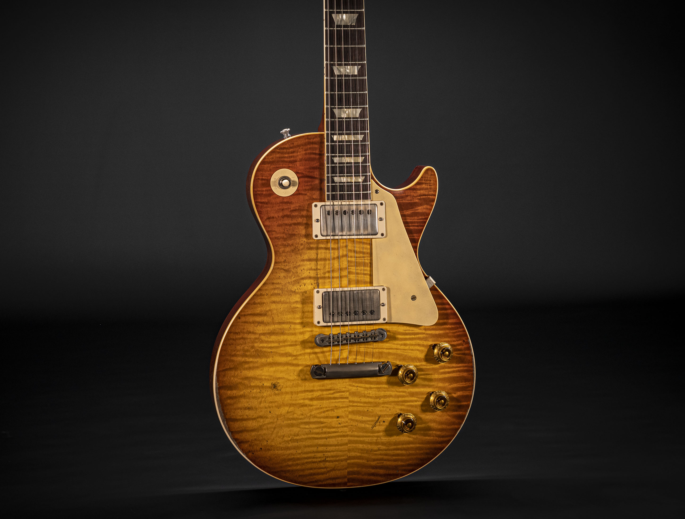 a138849-Gibson-Les-Paul-1959-The-Burst-Tom-Murphy-Painted-TM-R9-Ultra-Heavy-Aged-Murphys-Tea-931783 a138849-gibson-les-paul-1959-the-burst-tom-murphy-painted-tm-r9-ultra-heavy-aged-murphys-tea-931783
