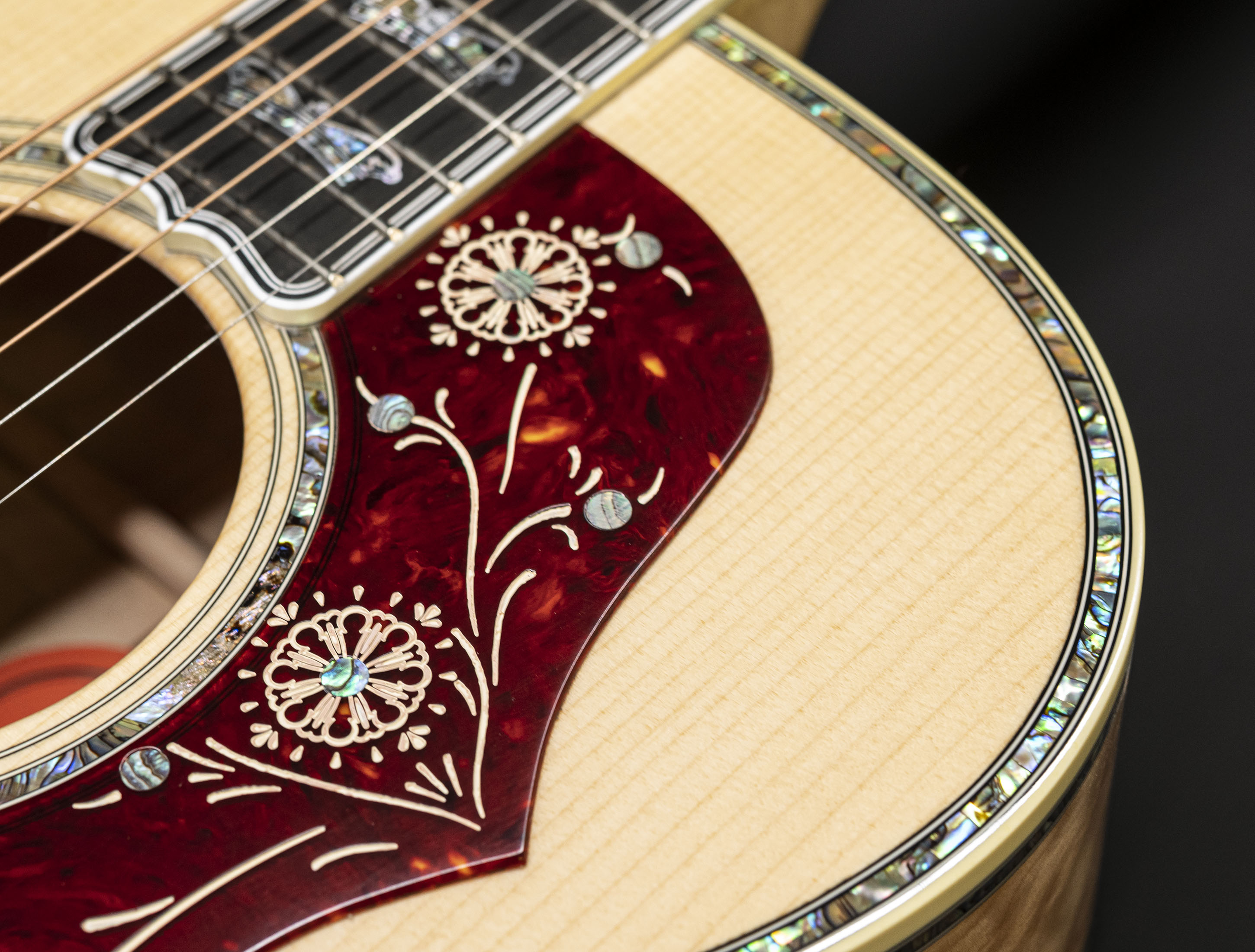 a115337_Gibson-SJ-200-Monarch-Mastershop-All-Antique-Natural a115337 gibson-sj-200-monarch-mastershop-all-antique-natural