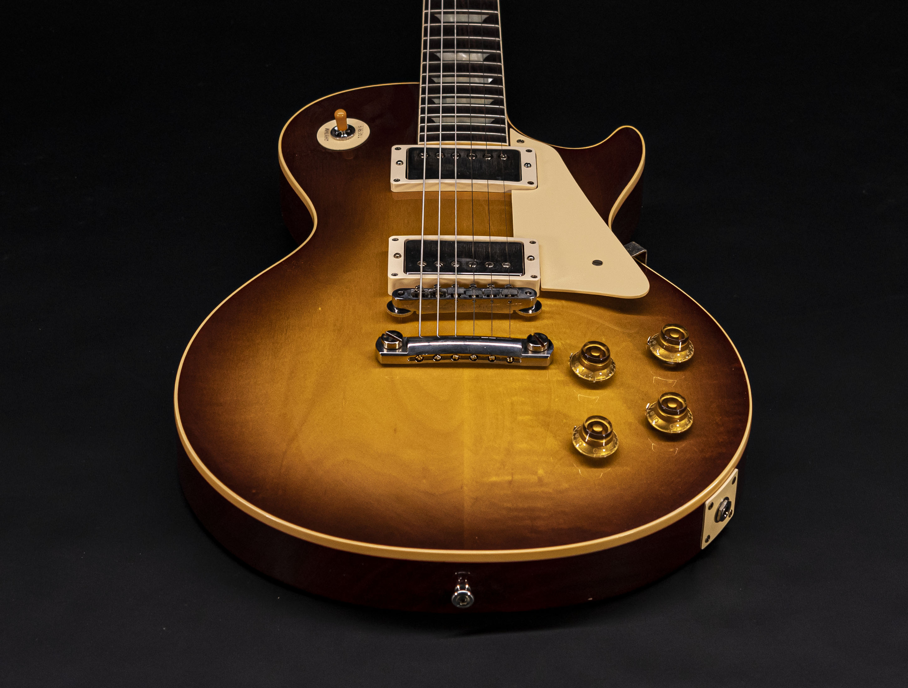 Show gallery (21 images) a10-6899 gibson-les-paul-1958-standard-reissue-vos-iced-tea-burst