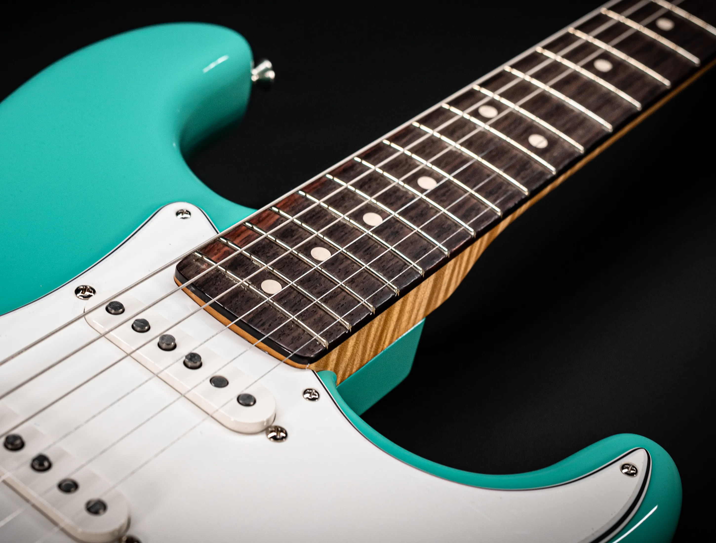 Fender MBD 1963 Stratocaster GLOSS NOS flame Neck - Sea Foam Green