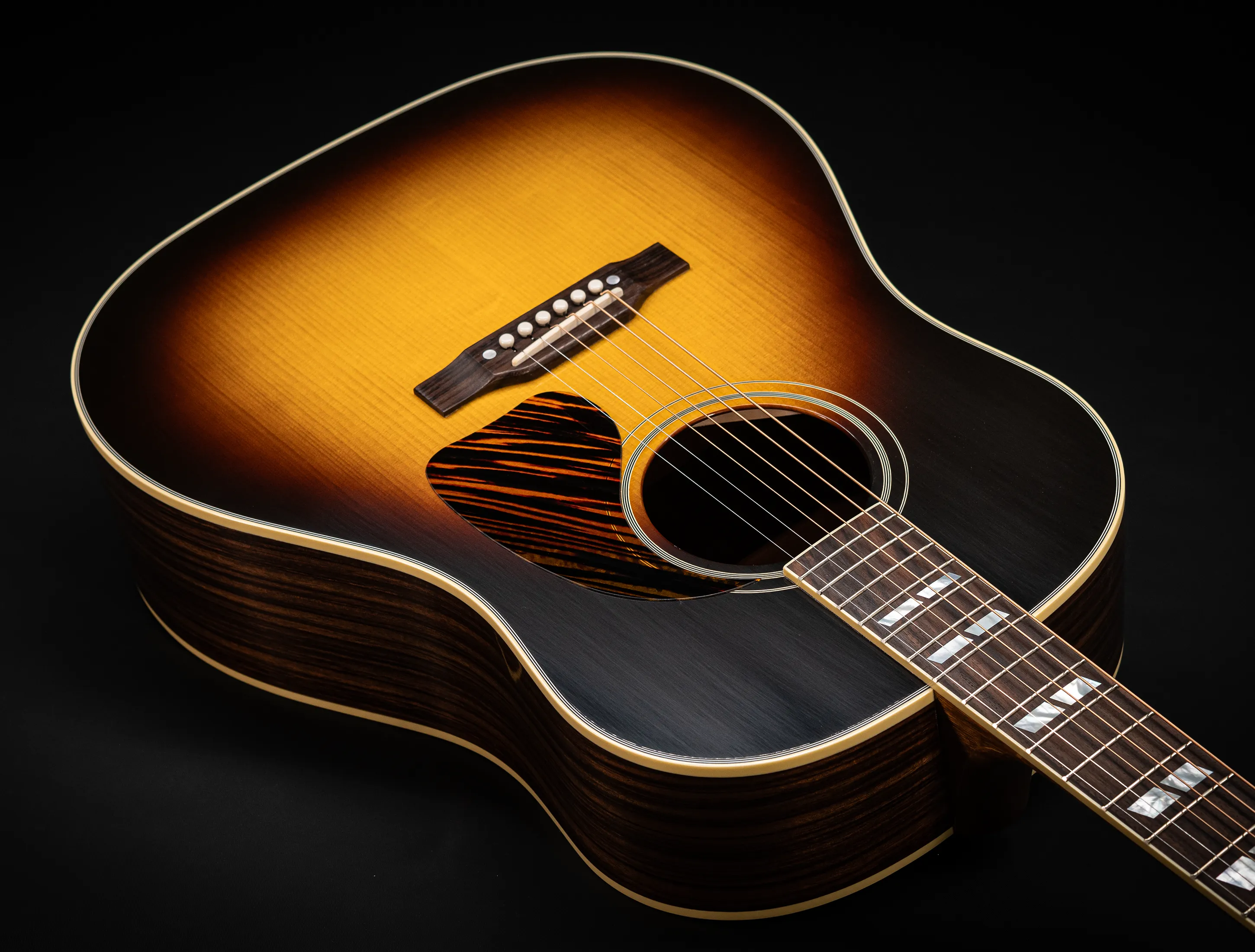 Show gallery (31 images) a161898 Gibson Southern Jumbo Rosewood EARLY 40s Golden Era Custom Shop Adirondack Vintage Sunburst