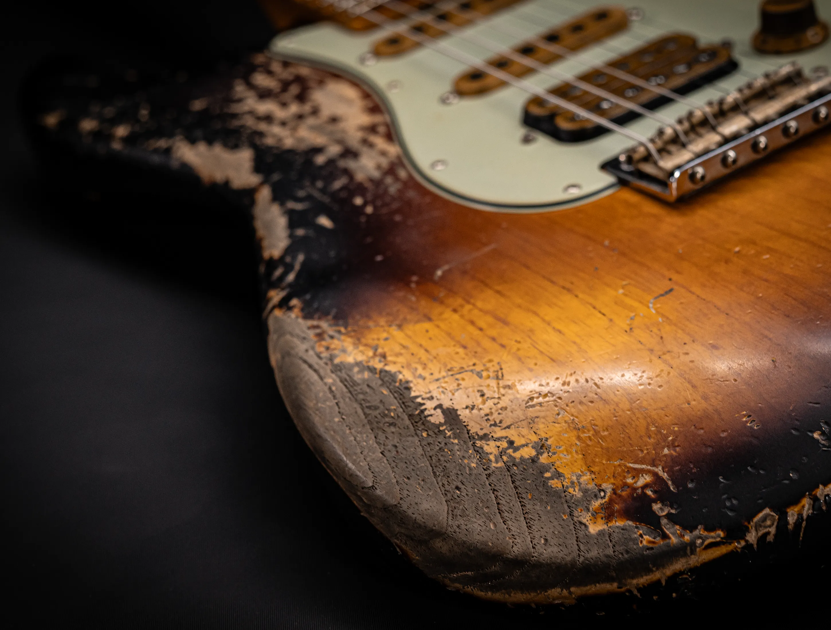 Fender MBD II 1962 Humbucker Stratocaster MIDAS Super Heavy Relic - ASH Body Maple Neck Sunburst