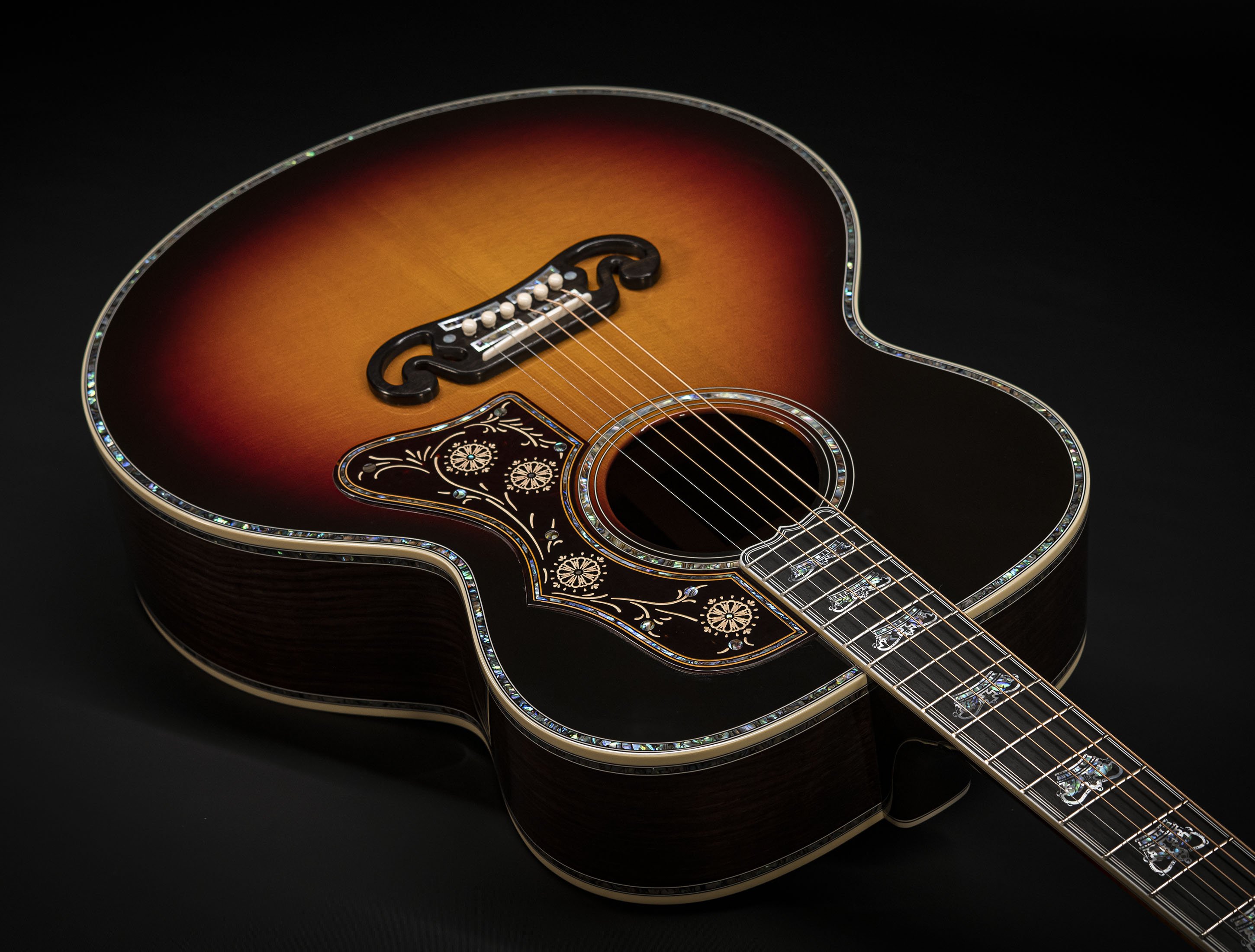 a142792_Gibson-SJ-200-Monarch-Mastershop-Rosewood-Triple-Sunburst a142792 gibson-sj-200-monarch-mastershop-rosewood-triple-sunburst