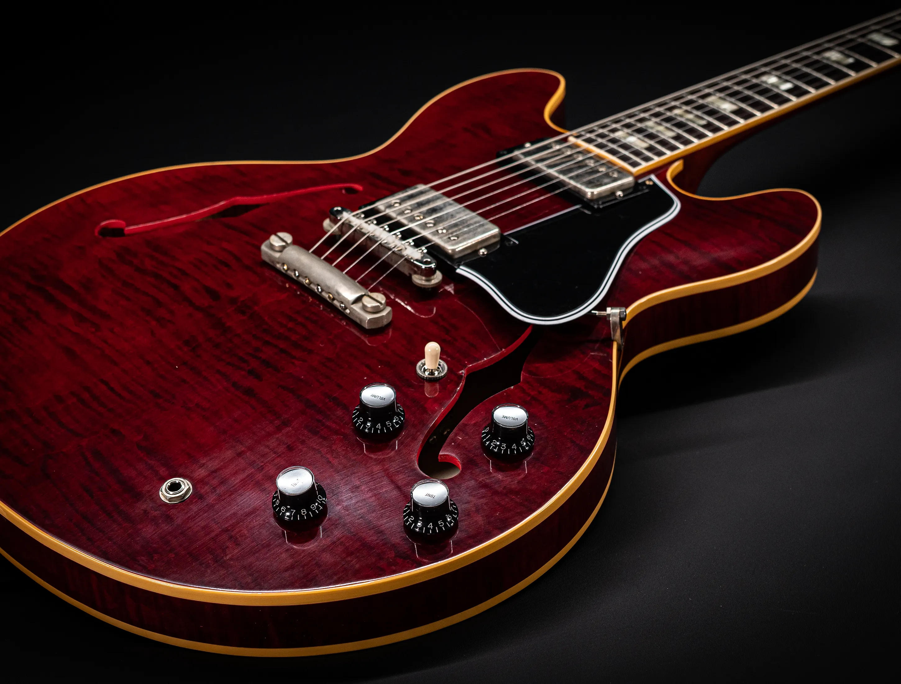 Gibson ES-335 1964 Custom Shop Murphy Lab Ultra Light Aged Figured Maple - Viking Red