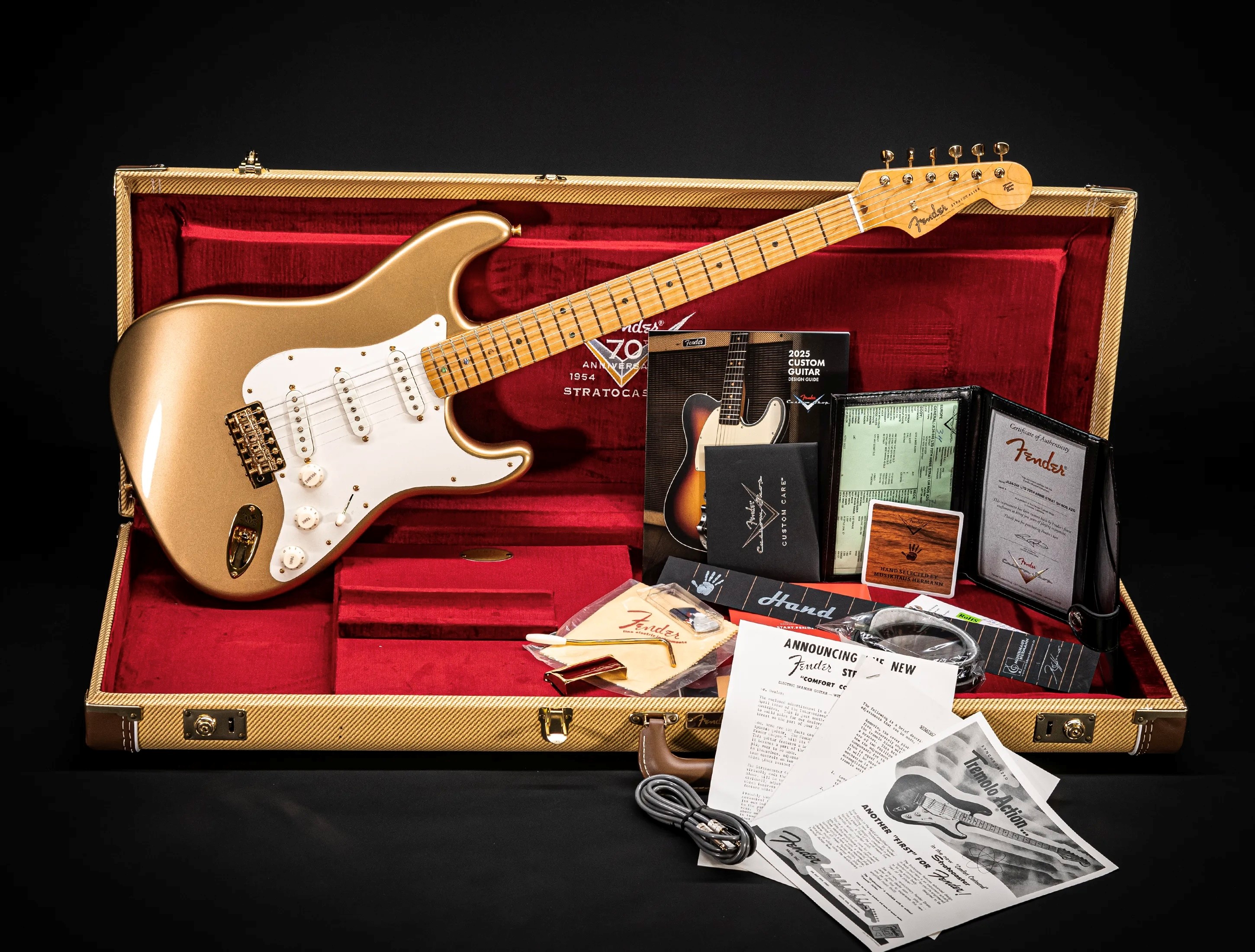 Fender 70th Anniversary Limited Stratocaster NOS Mastergrade Flame AAAA Neck - Aztec Gold