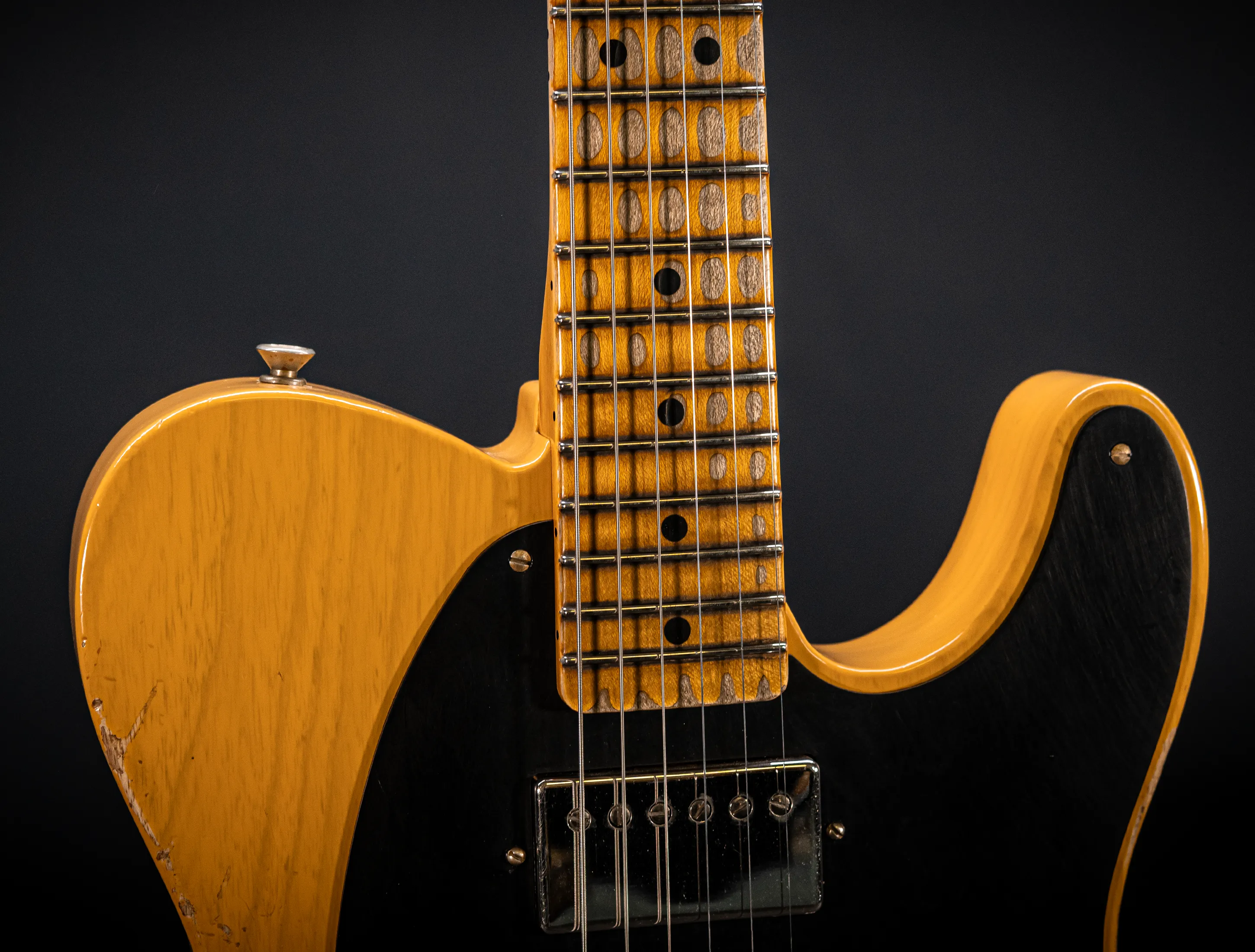 a173261Fender MBD Limited 1952 Humbucker Telecaster Heavy Relic - Butterscotch Blonde Muikhaus-Hermann