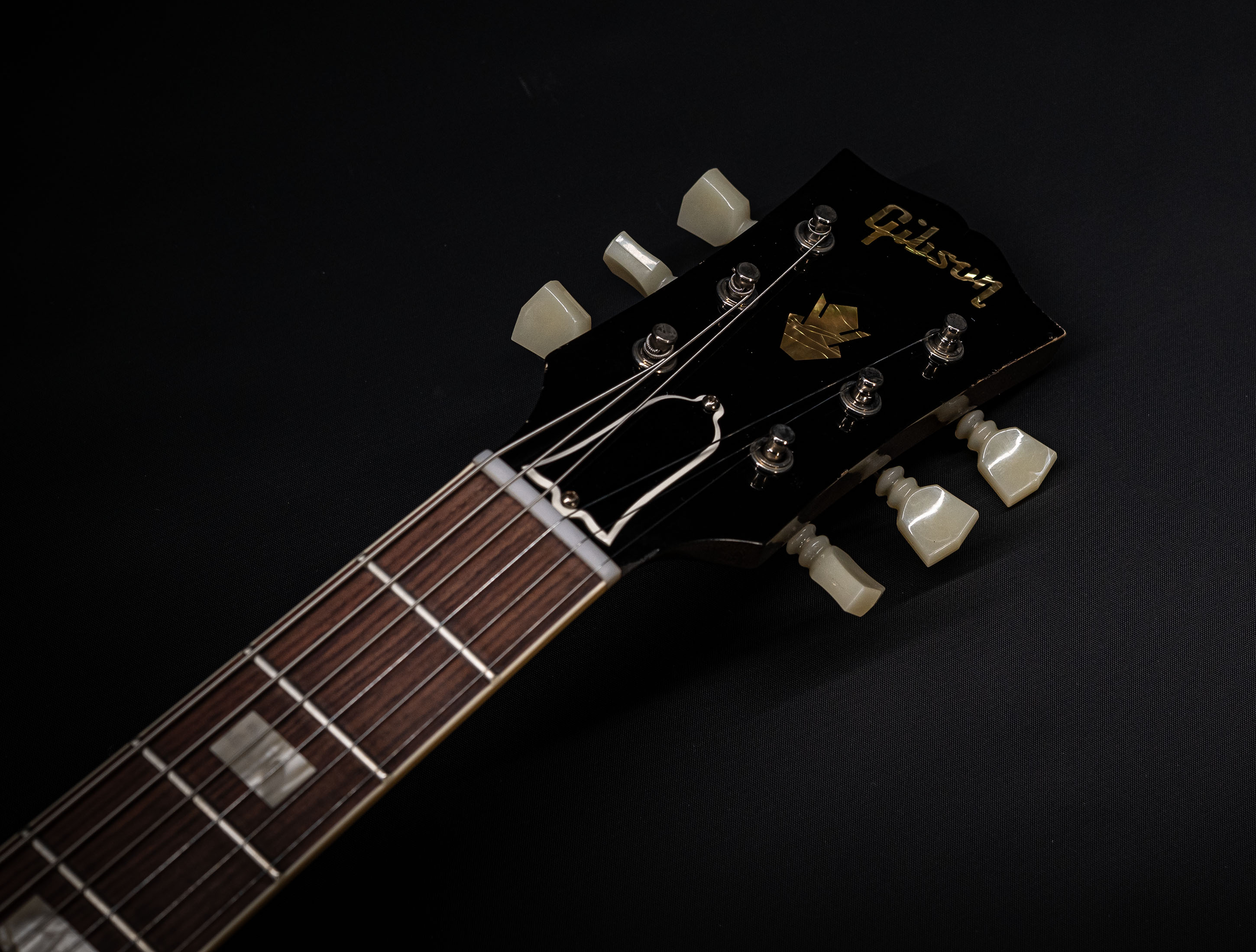 Galerie anzeigen (31 Bilder) a155092 Gibson-ES-335-1964-Custom-Shop-Murphy-Lab-Light-Aged-Figured-Maple-Antique-Vintage-Burst