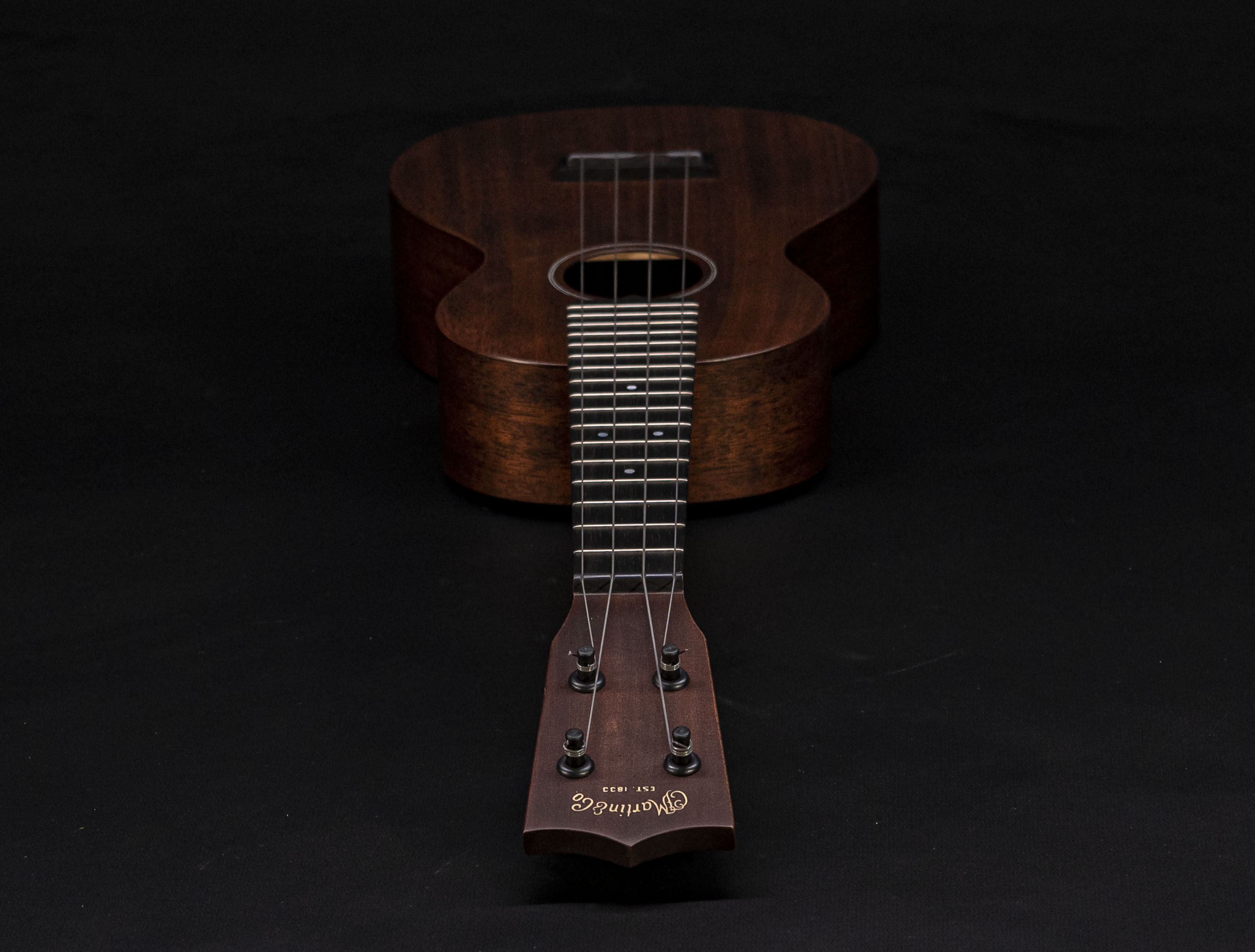 Galerie anzeigen (17 Bilder) a10-8957-martin-concert-fsc-uke-ukulele