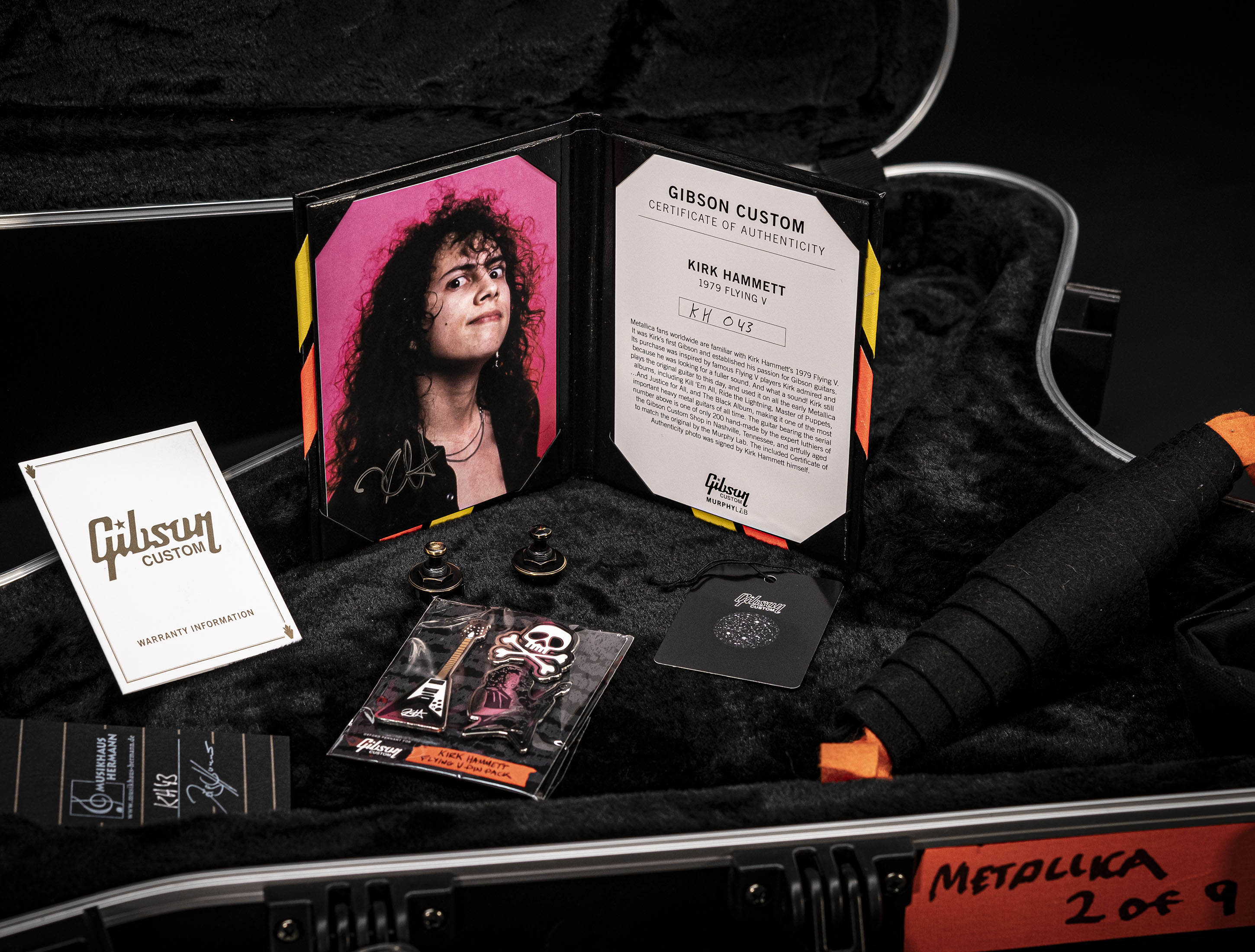 a133612-Gibson-Kirk-Hammett-1979-Flying-V-Ebony a133612-gibson-kirk-hammett-1979-flying-v-ebony