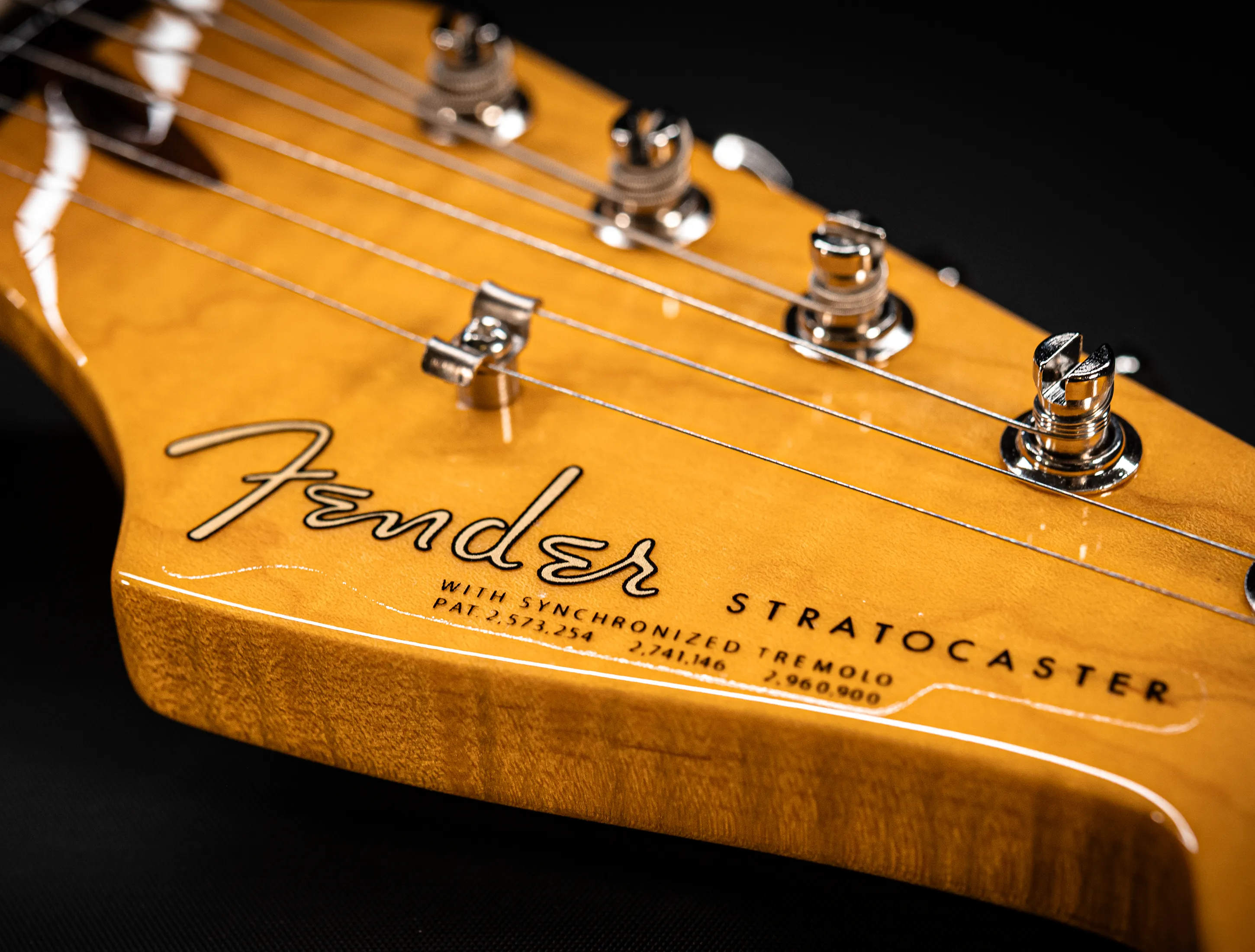 a175612-Fender-MBD-Limited-1963-Stratocaster-Timeless-NOS-flame-Neck-Sunburst-