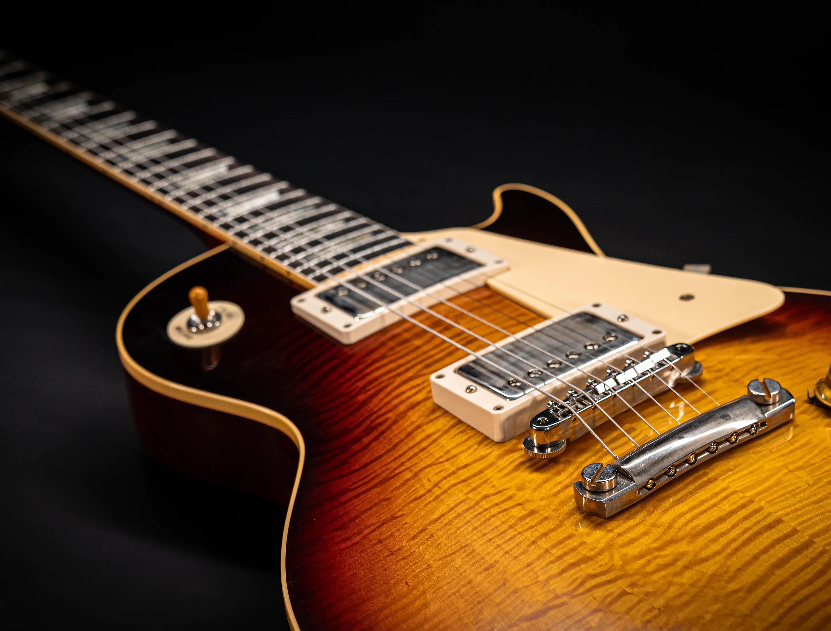 a173954-Gibson-Les-Paul-1959-Reissue-VOS-Southern-Fadeburst-Factory-Special-Heroes-Greatest-Hits-Musikhaus-Hermann