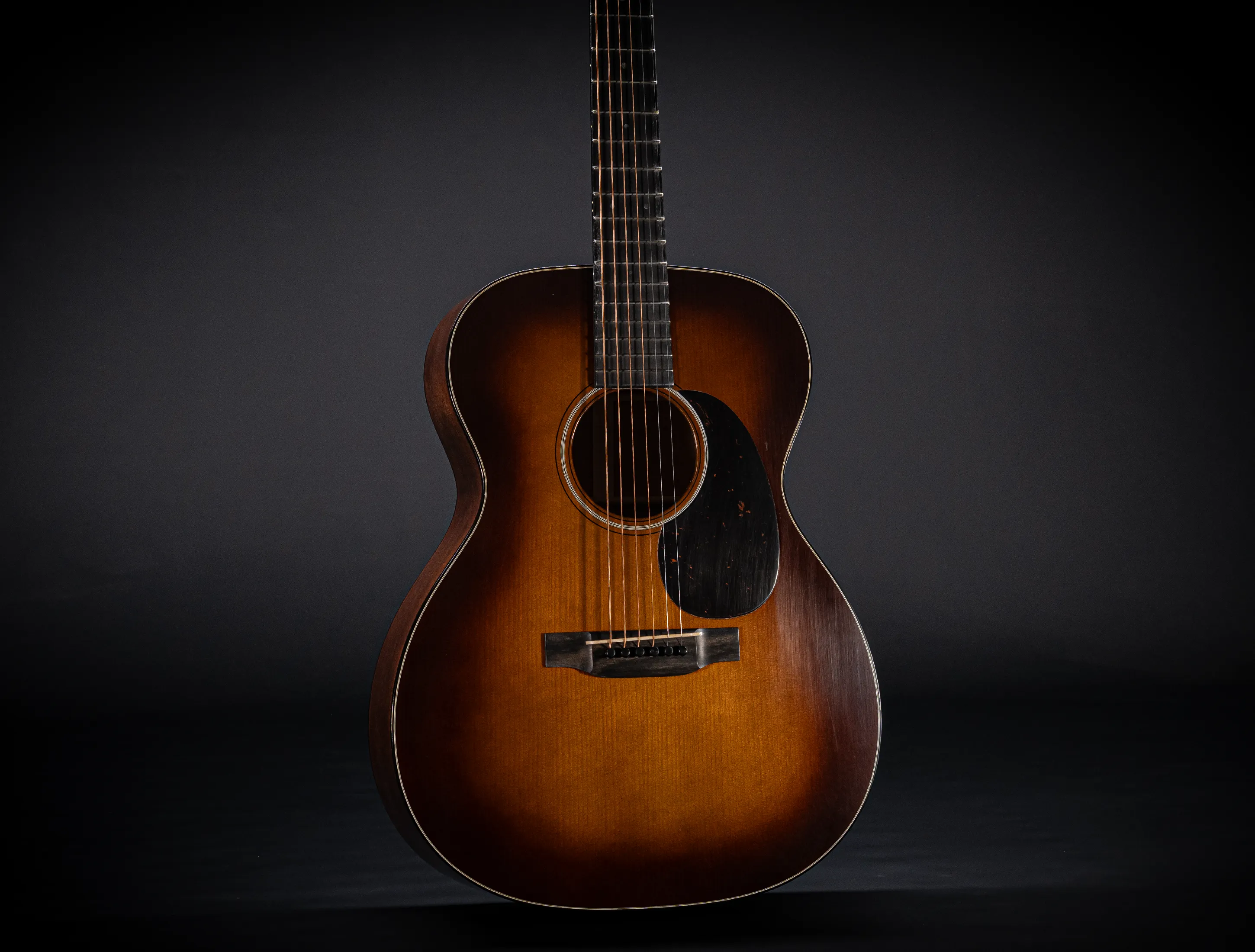 Martin Custom Shop Expert 000-18 Authentic 1937 - Ambertone Burst Stage 1 Aging