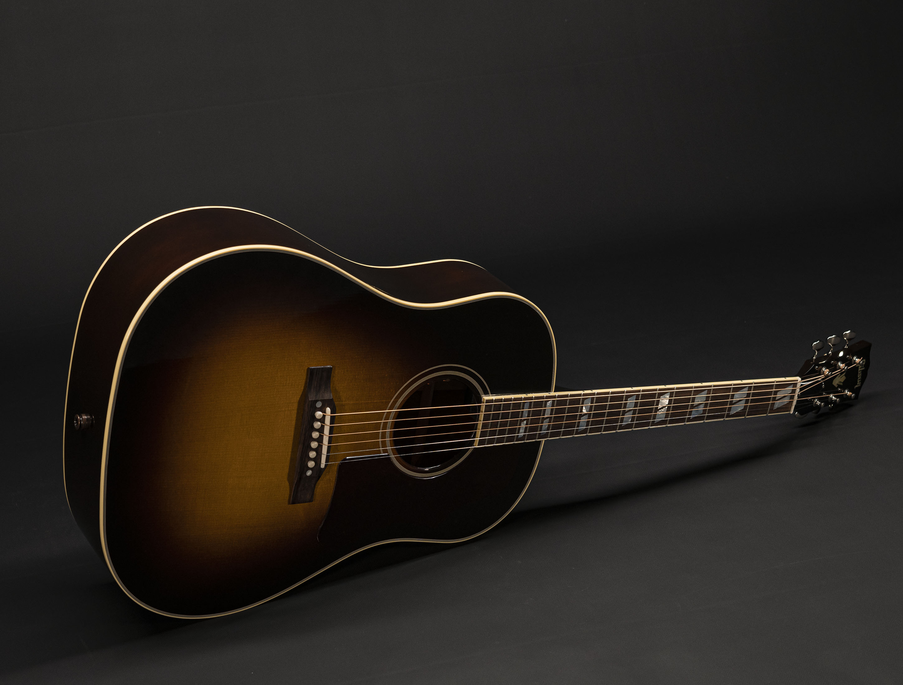 Show gallery (25 images) a125032 gibson-southern-jumbo-original-vintage-sunburst
