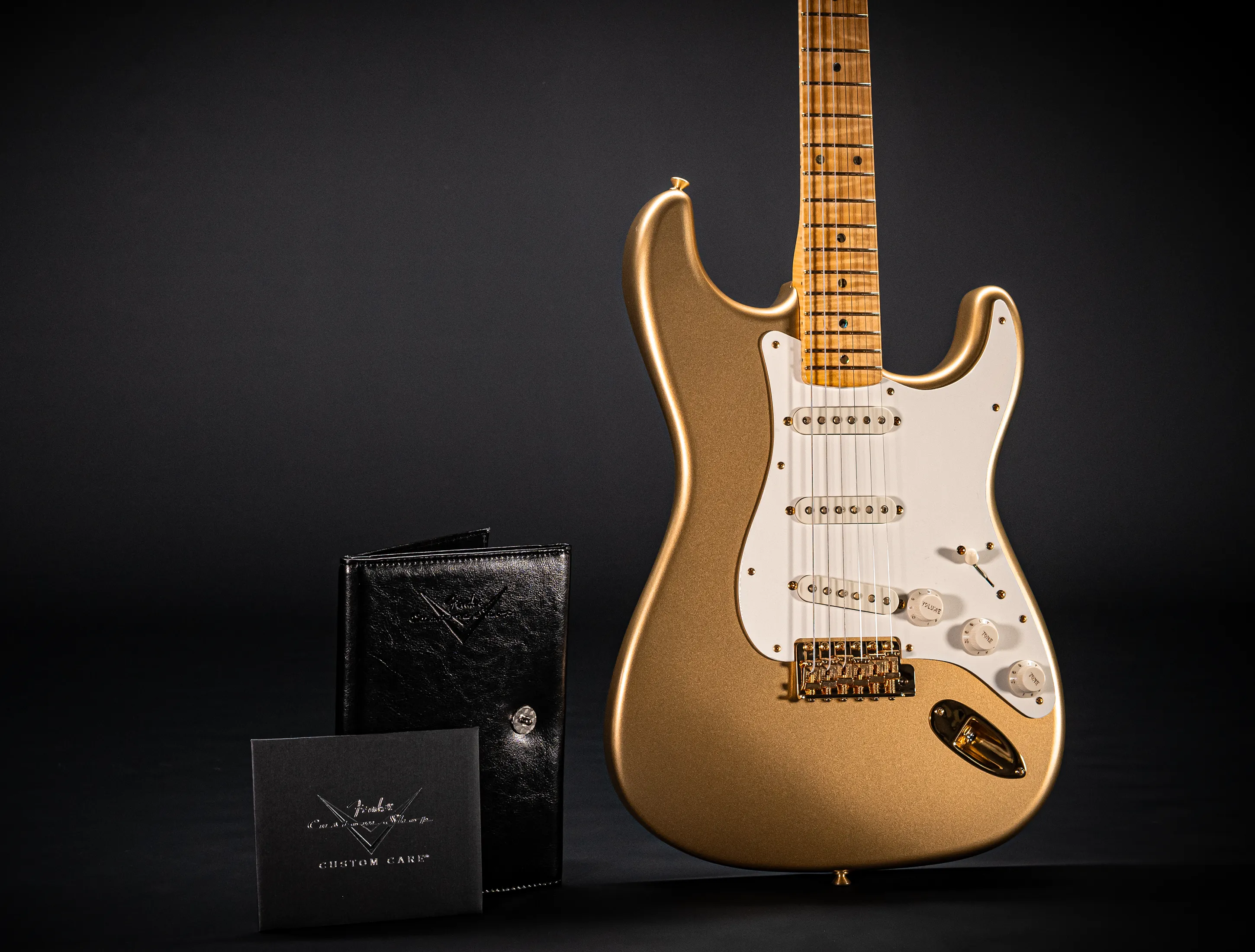 Fender 70th Anniversary Limited Stratocaster NOS Mastergrade Flame AAAA Neck - Aztec Gold