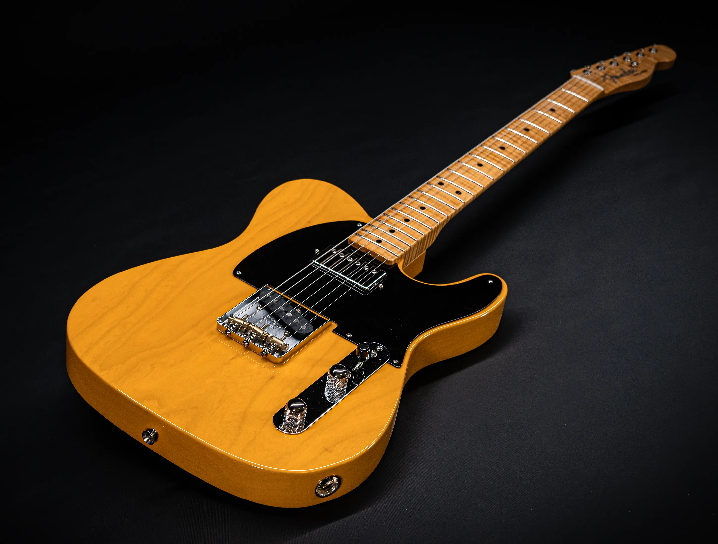 a175663-Fender-MBD- Limited-1952-Humbucker-Telecaster-Timeless-NOS-flame-Neck-Aged-Butterscotch-Blonde-