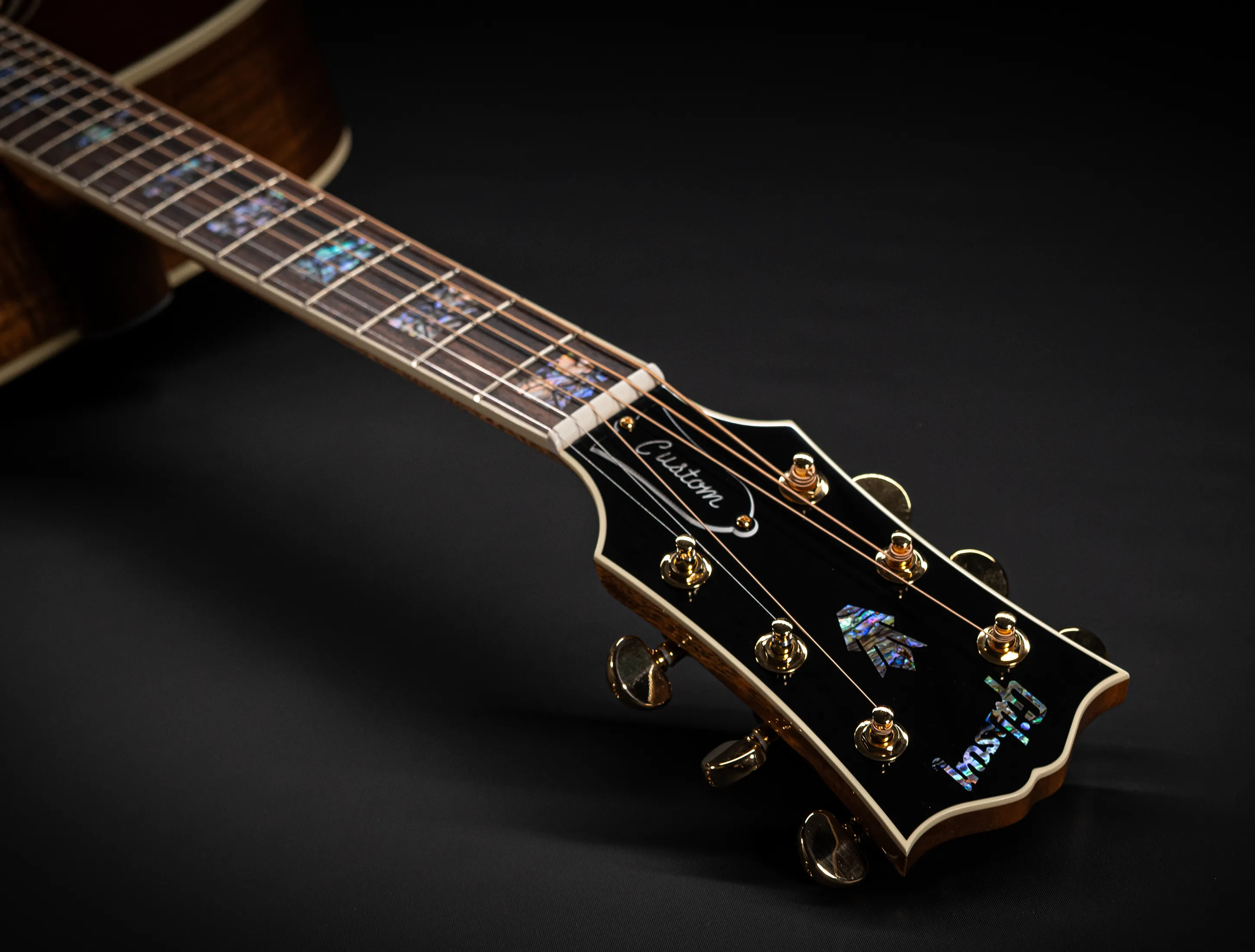 Gibson SJ-200 Elegant Koa - Honey Burst