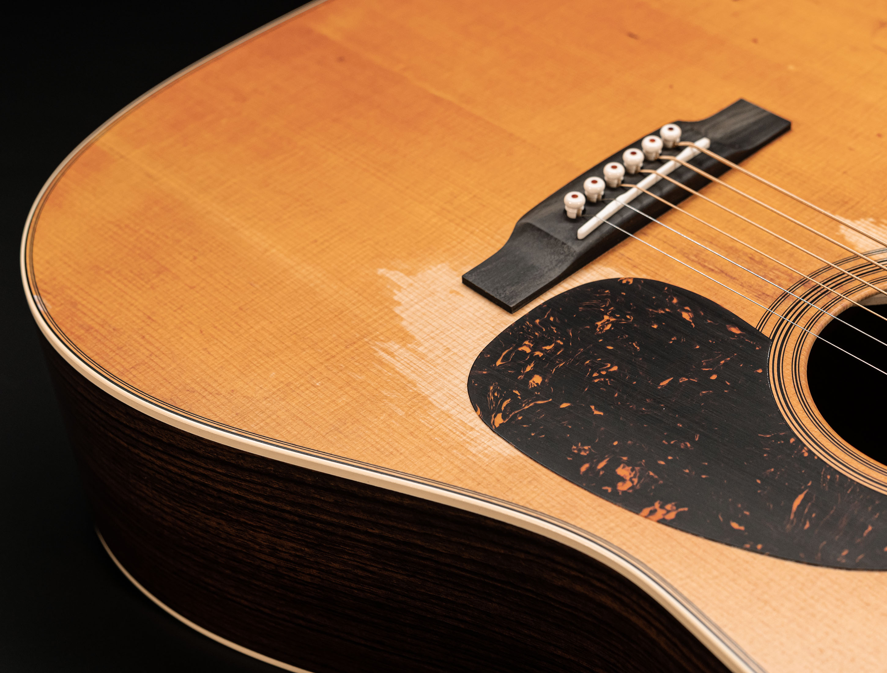 Show gallery (26 images) a153397-Martin-D-28-StreetLegend-musikhaus-hermann