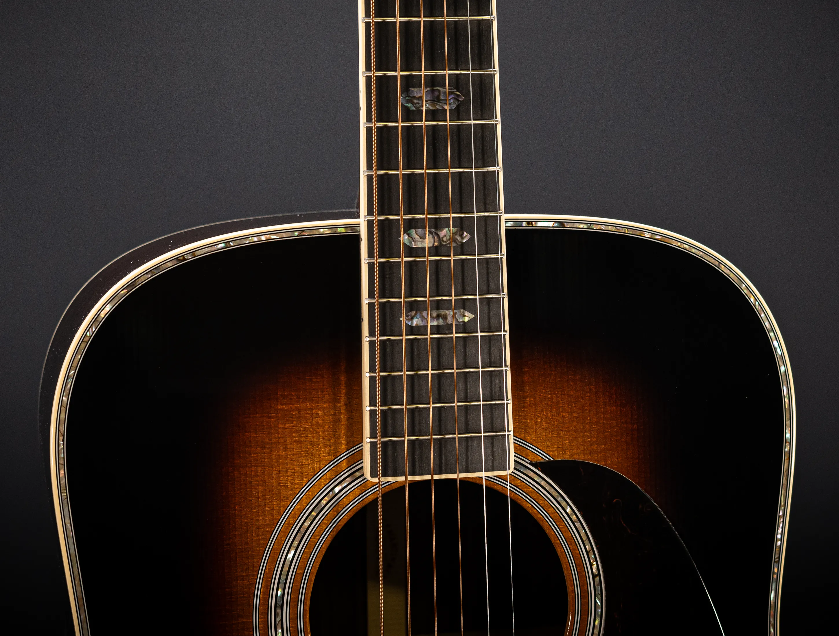 a172116 Martin D-41 (Reimagined) Sunburst Musikhaus-Hermann