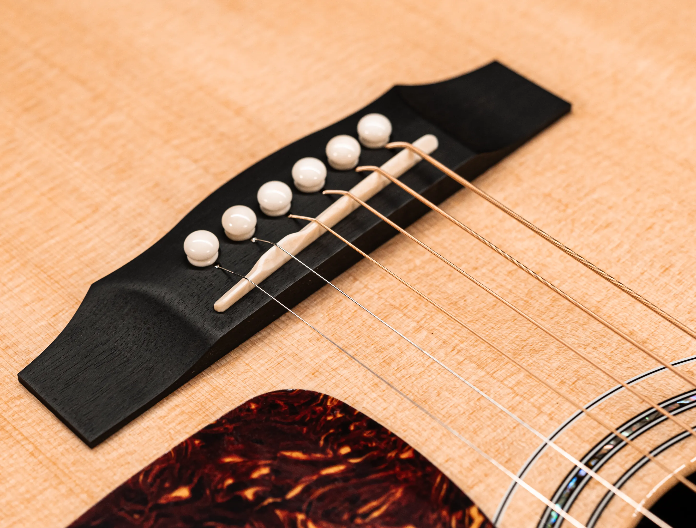 Show gallery (28 images) a156736 Guild D-55 Natural USA