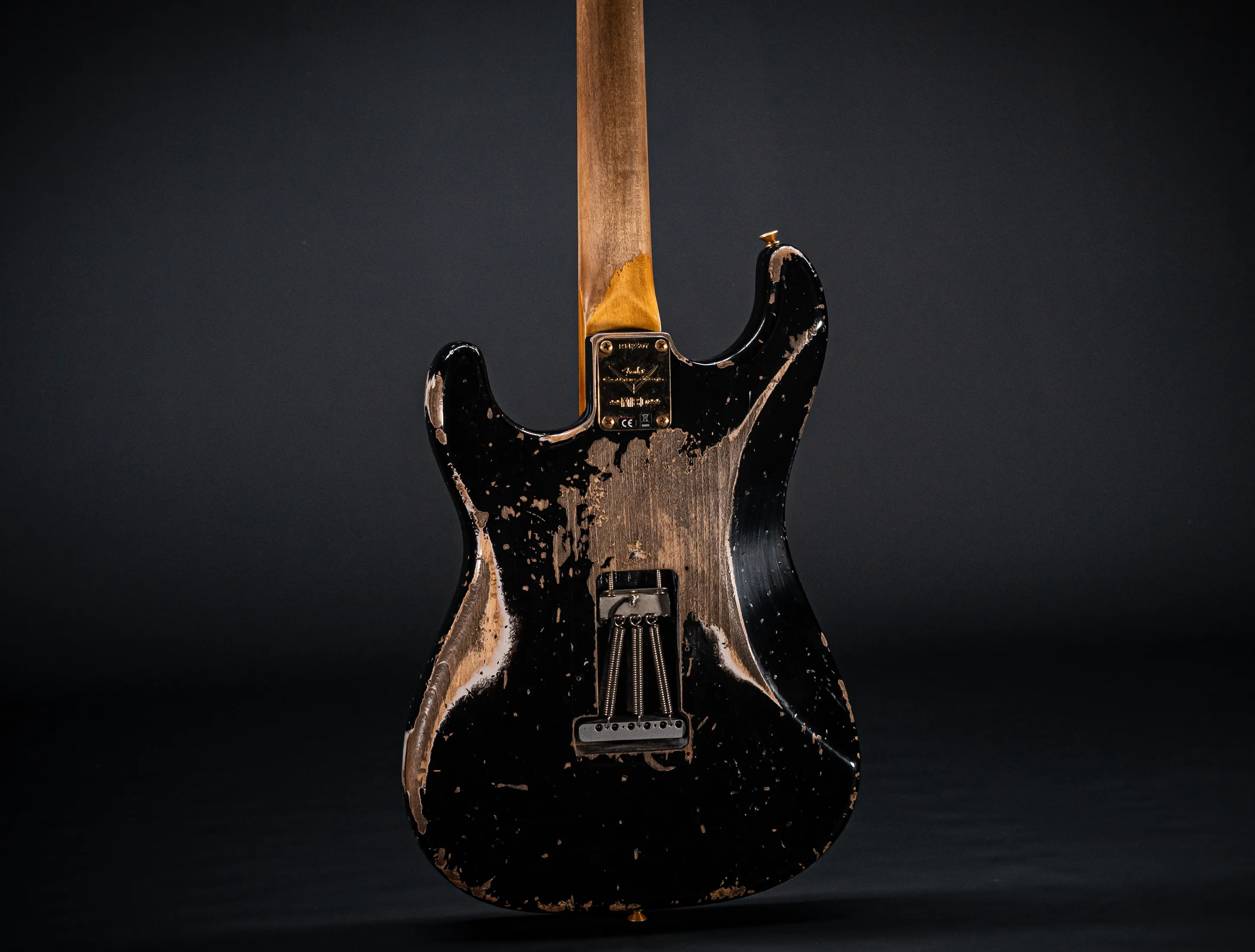 Fender MBD 1963 Stratocaster Super Heavy Relic Black - Gold Hardware
