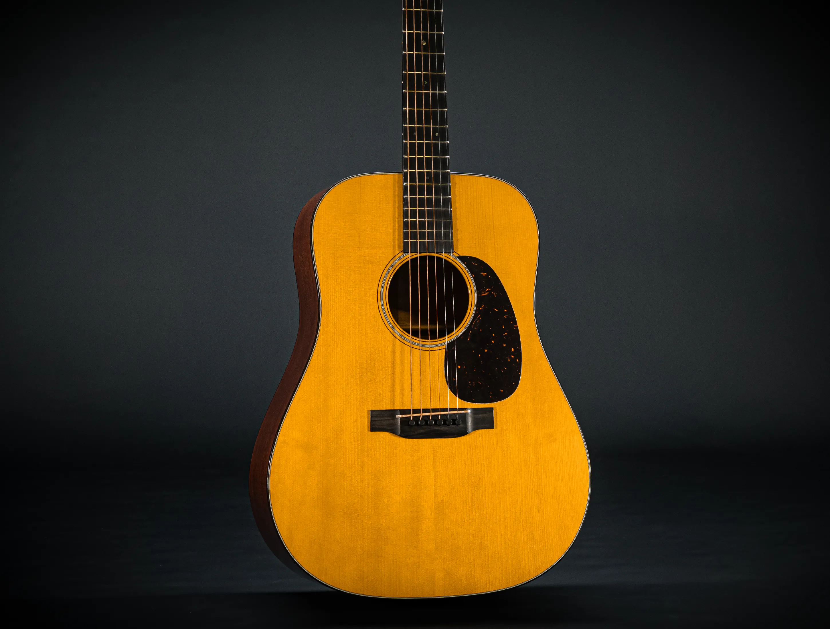 Martin Custom Shop D-18 Authentic 1937 - Stage 1 Aging