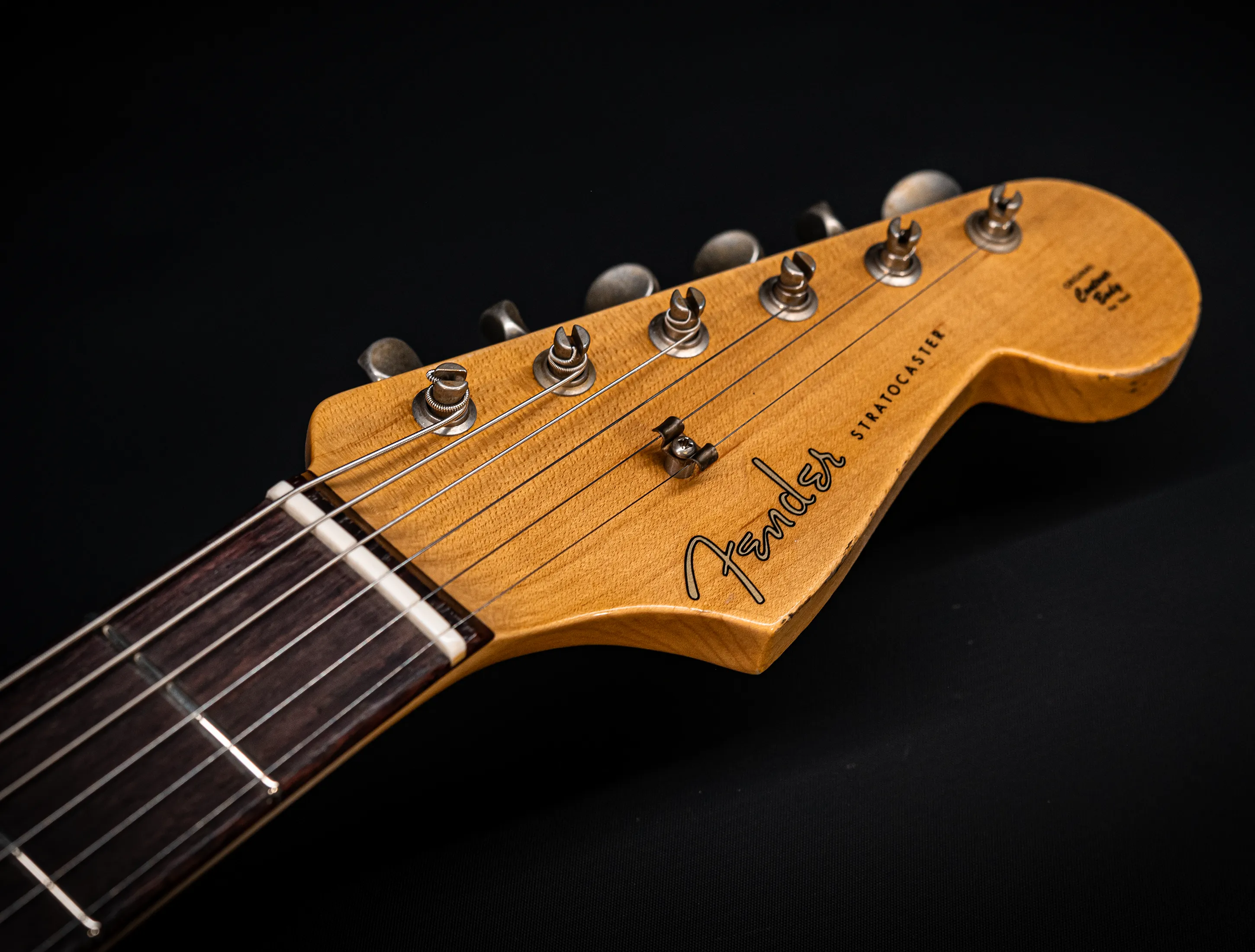 a172967Fender MBD Limited 1963 Hardtail Stratocaster Heavy Relic - Black Muikhaus-Hermann