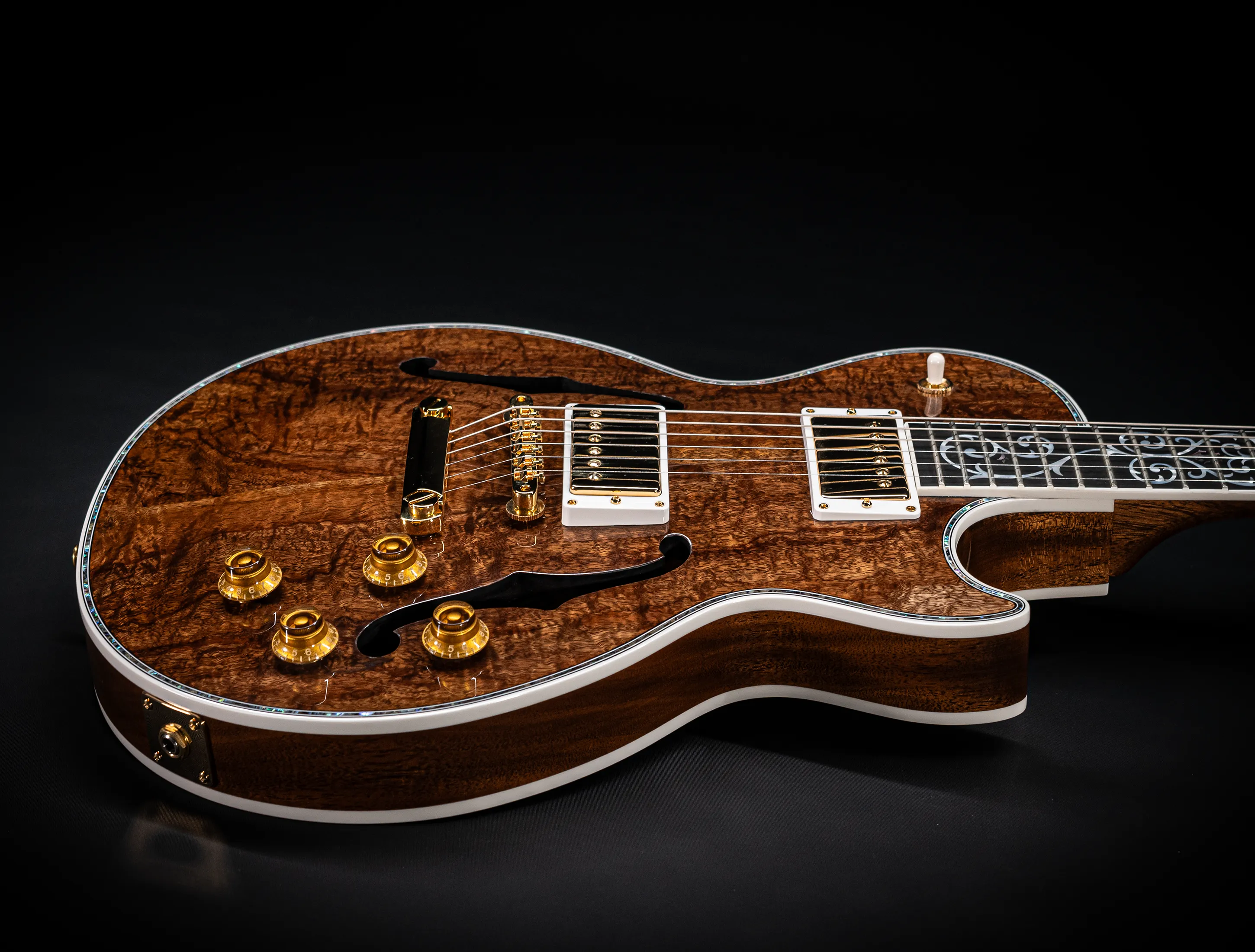 Gibson Les Paul ULTIMA BELLA VOCE Mastergrade Koa F-Hole GLOSS  - ONE-OF-A-KIND
