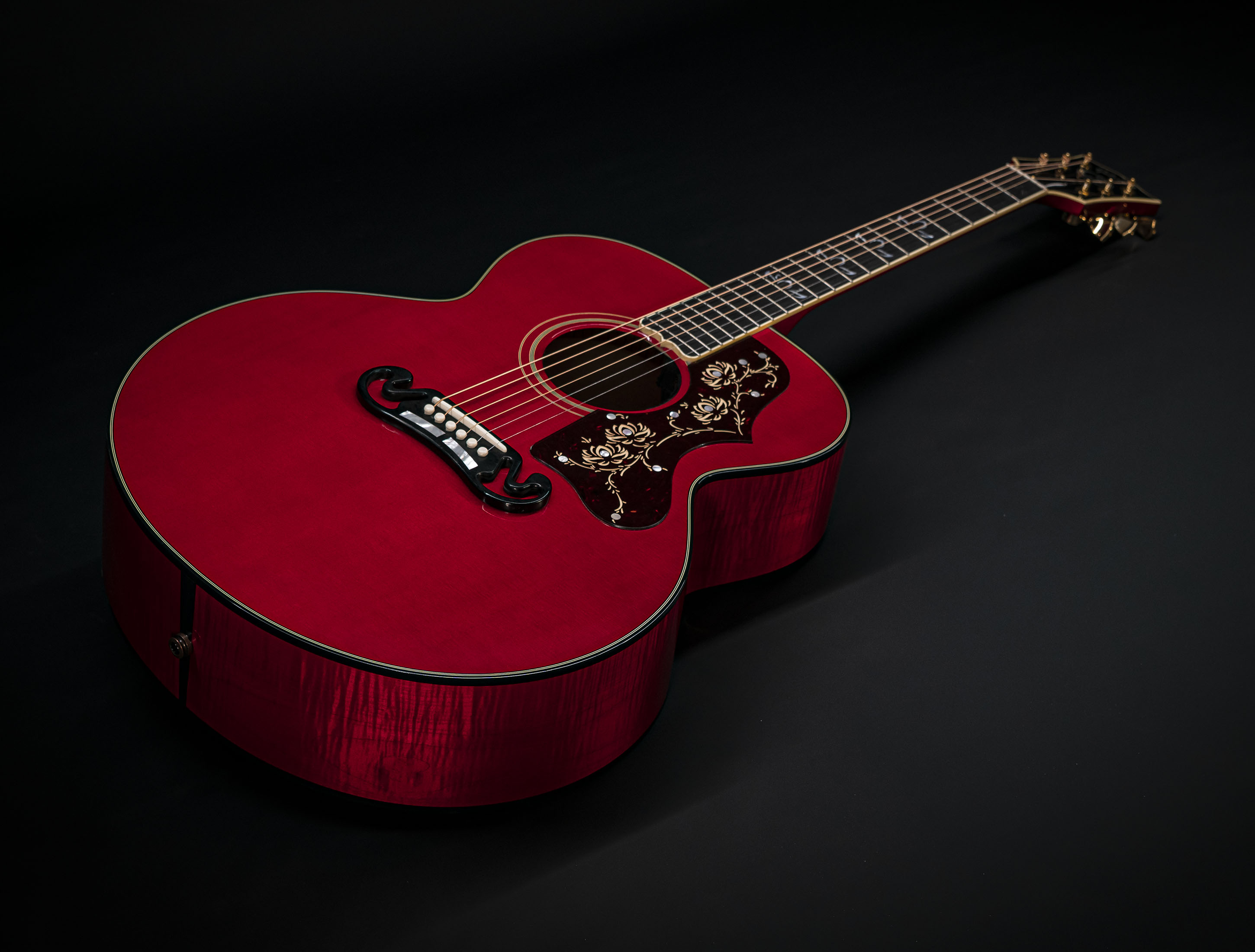 a134049_Gibson-Orianthi-SJ-200-AAA-Flame-Maple-Cherry a134049 gibson-orianthi-sj-200-aaa-flame-maple-cherry