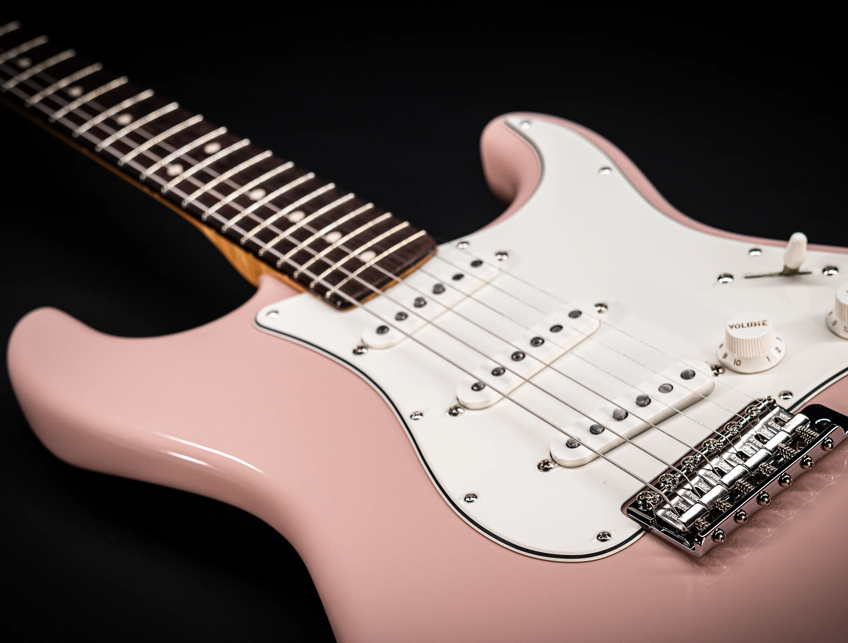 Fender MBD 1963 Stratocaster Prestige NOS flame Neck - Shell Pink
