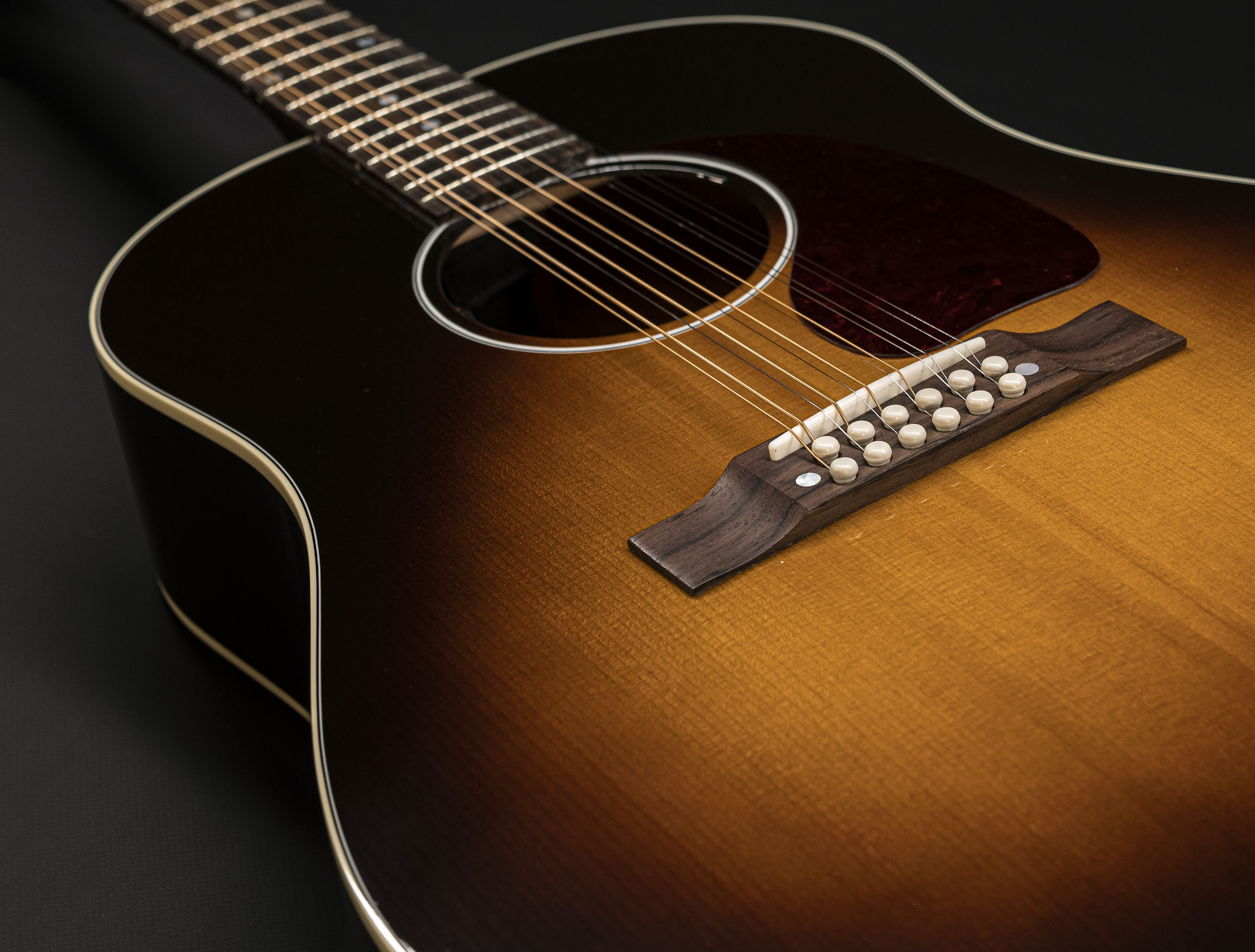 Show gallery (24 images) a118178-gibson-j-45-standard-12-string-vintage-sunburst