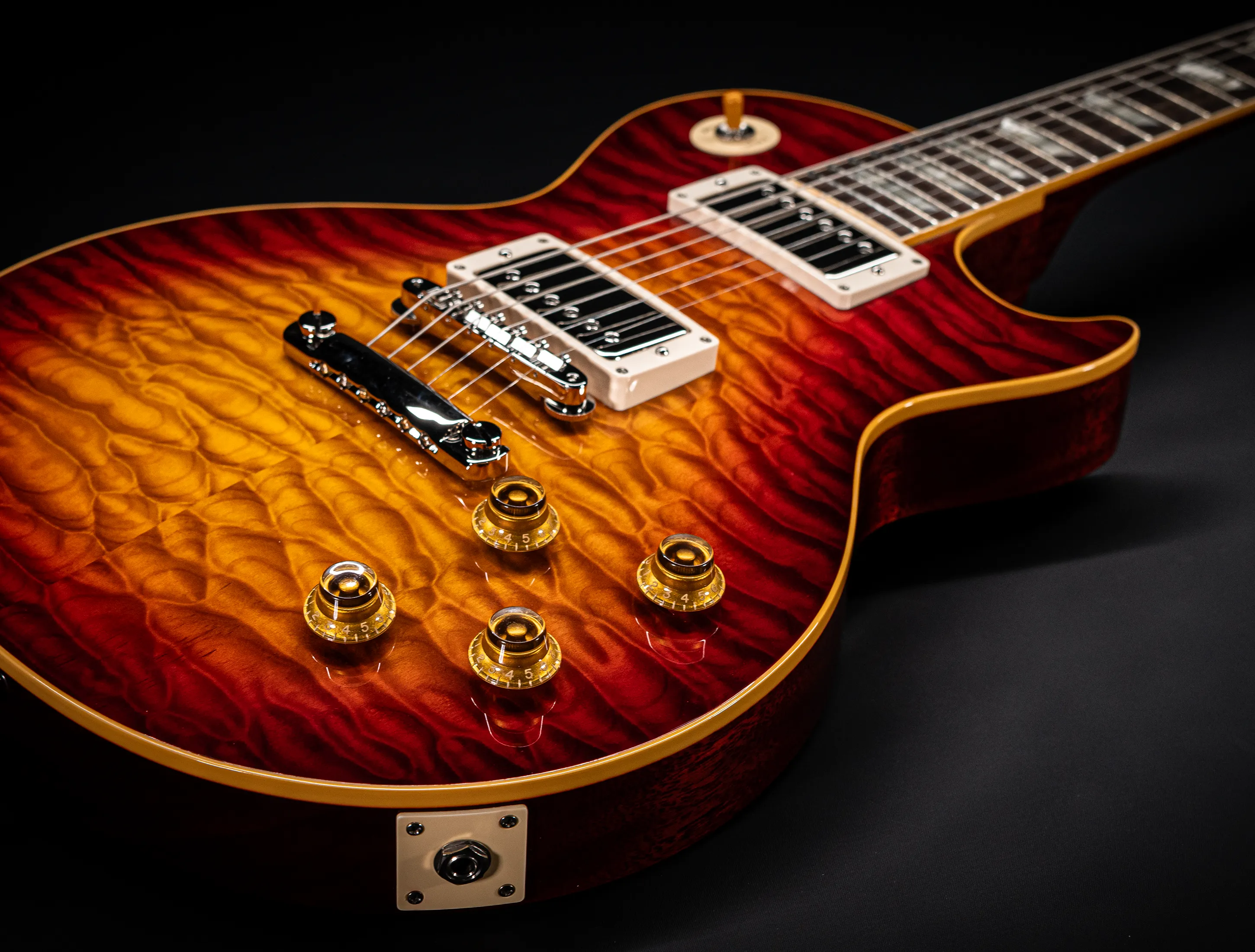 Gibson Les Paul 1959 Reissue MASTER GRADE 5A-Quilt Maple Top - GLOSS "Factory Special"