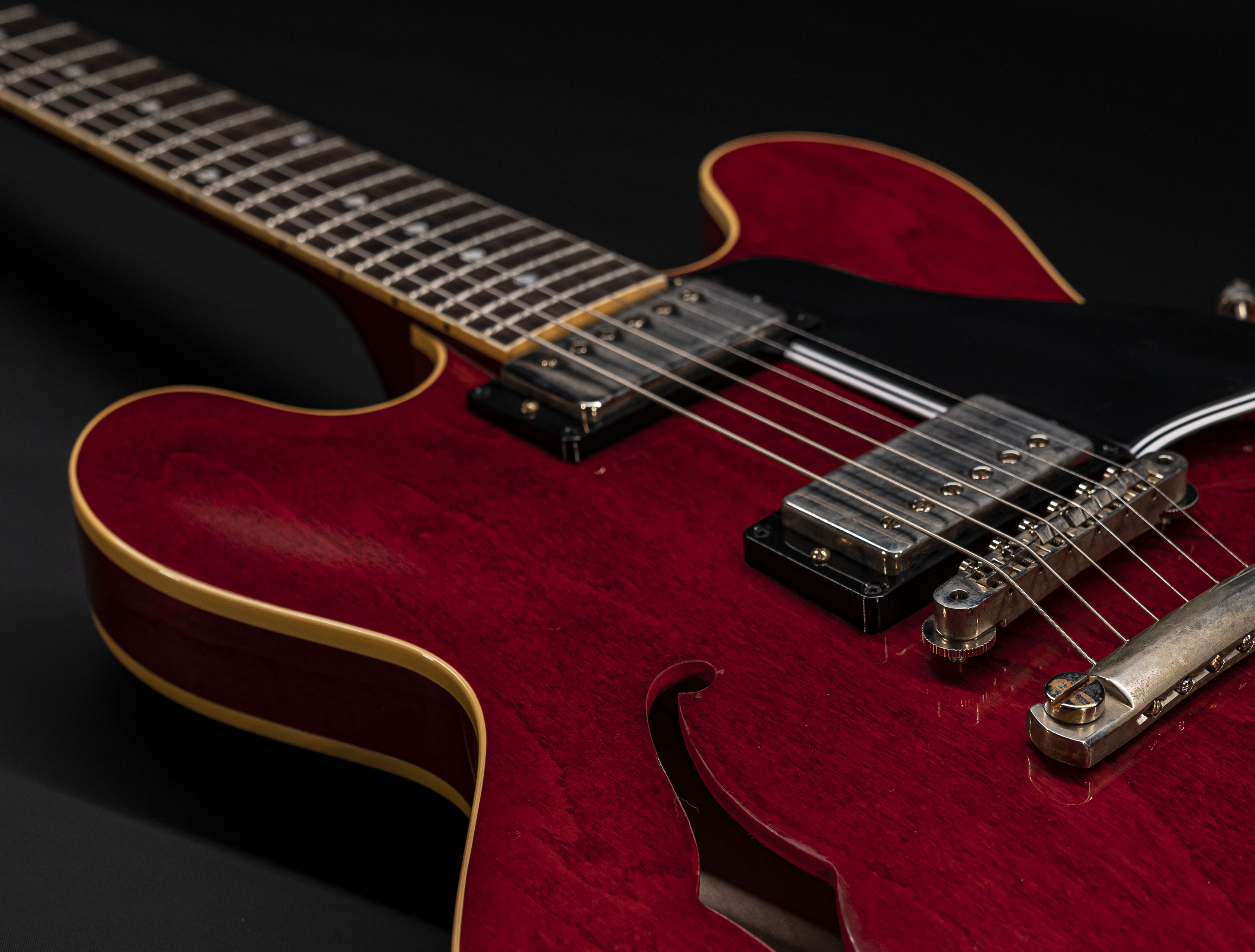 a126645_Gibson-ES-335-1961-Murphy-Lab-Ultra-Light-Aged-Sixties-Cherry a126645 gibson-es-335-1961-murphy-lab-ultra-light-aged-sixties-cherry