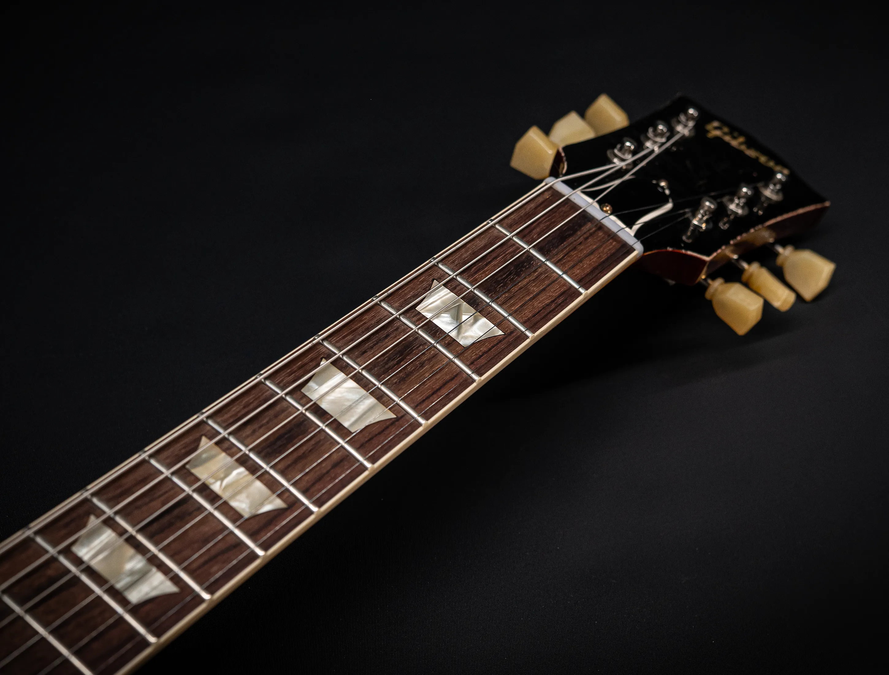 a175944-Gibson-Les-Paul-1959-Memphis-with-Mojo-Murphy-Lab-Ultra-Heavy-Aged-Heroes-Greatest-Hits-