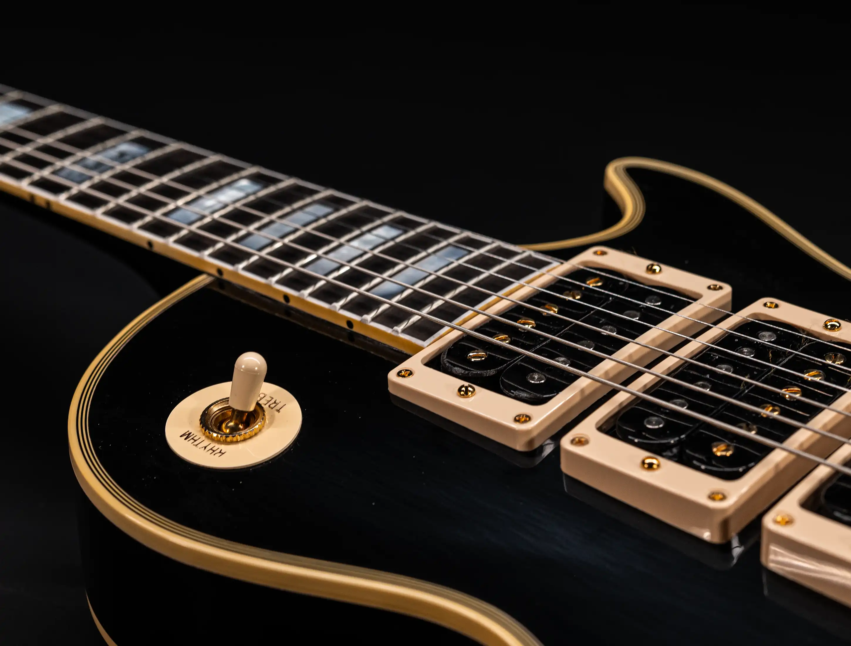 A154382 Gibson-Les-Paul-Custom-Peter-Frampton-Phenix-Inspired-Signature