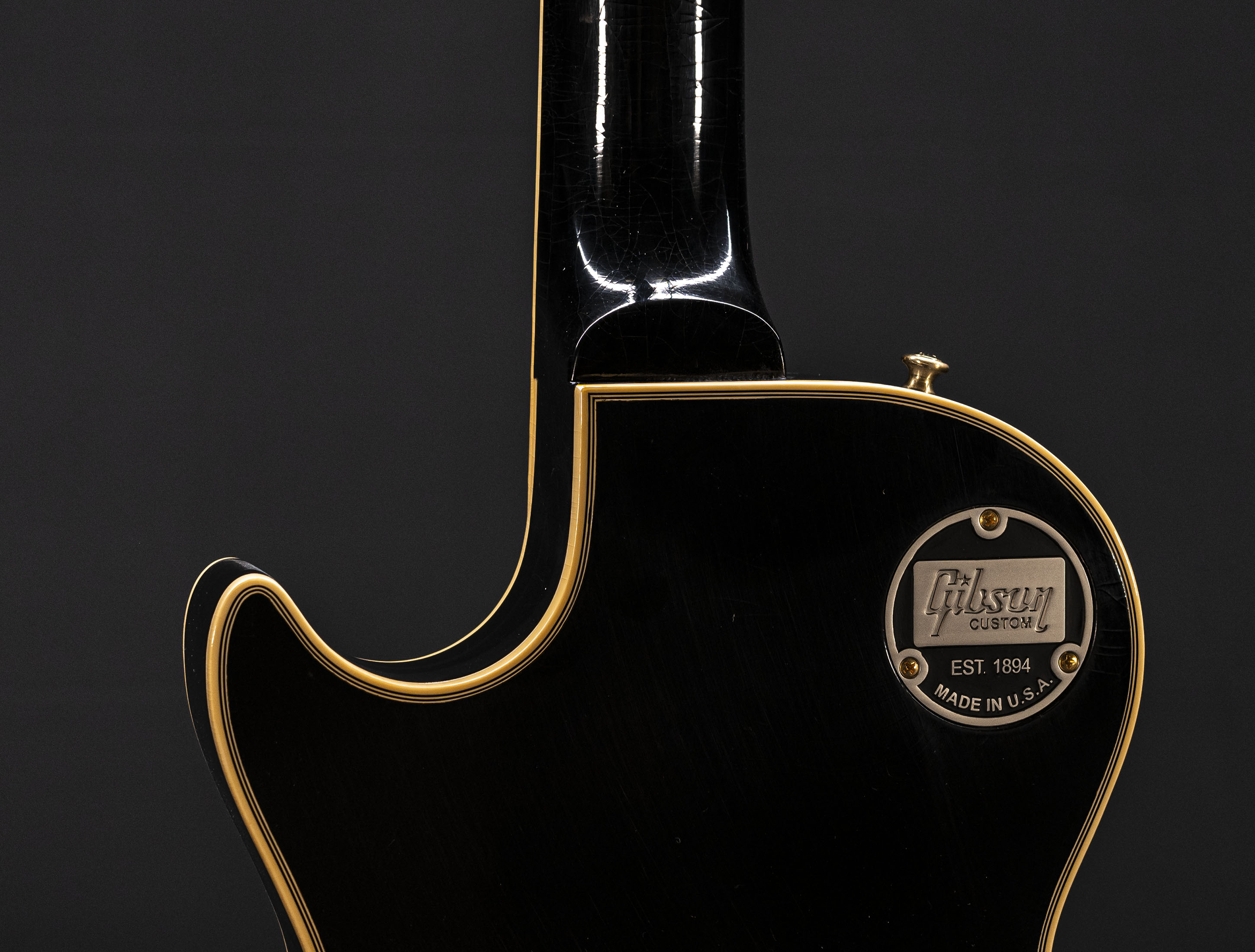 a125447-Gibson-1957-Les-Paul-Custom-Reissue-2PU-Murphy-Lab-Ultra-Light-Aged-Ebony87hNztaBXZYMI a125447-gibson-1957-les-paul-custom-reissue-2pu-murphy-lab-ultra-light-aged-ebony87hnztabxzymi