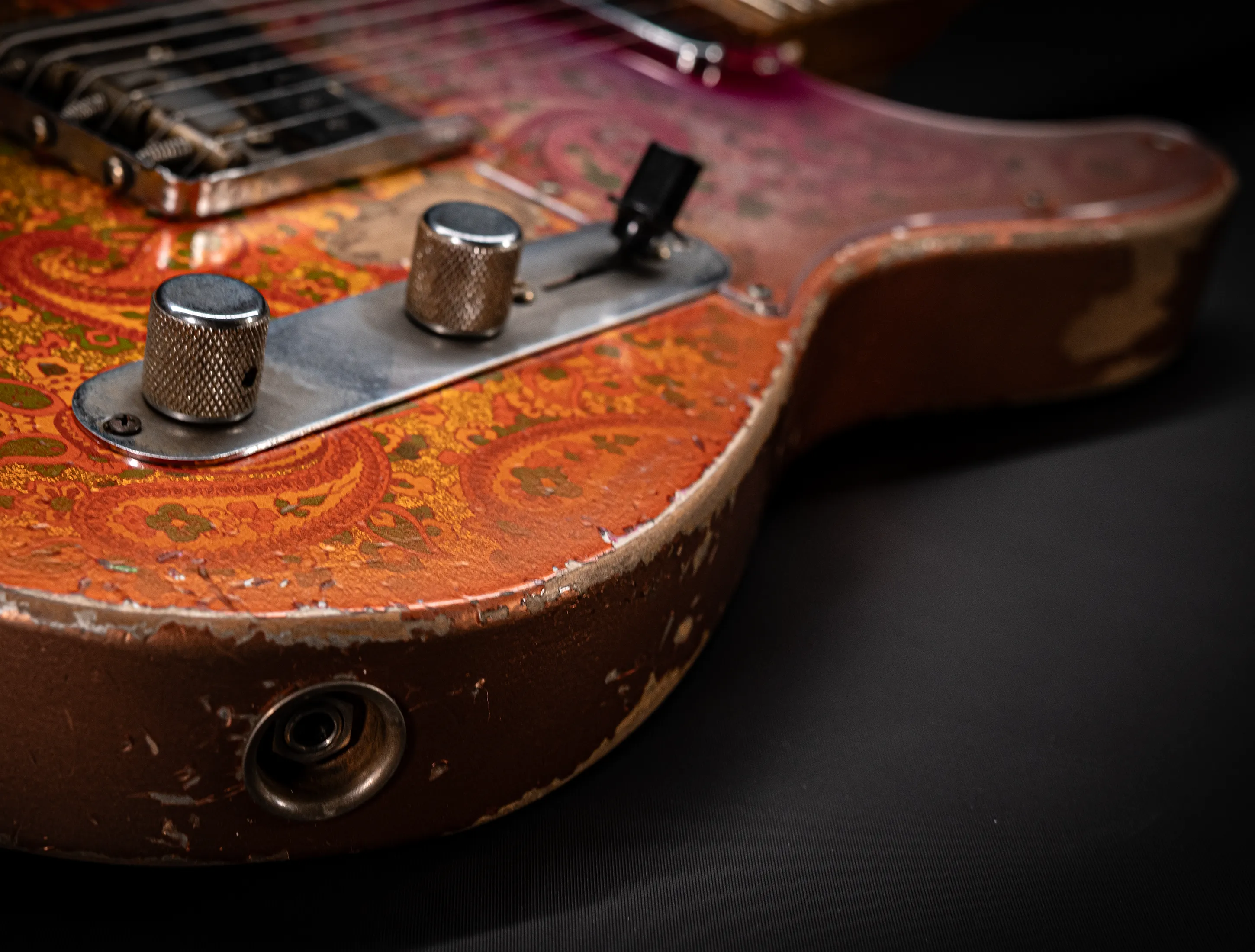 Fender Senior Masterbuilt Dale Wilson 1968 Telecaster Heavy Relic - Pink Paisley