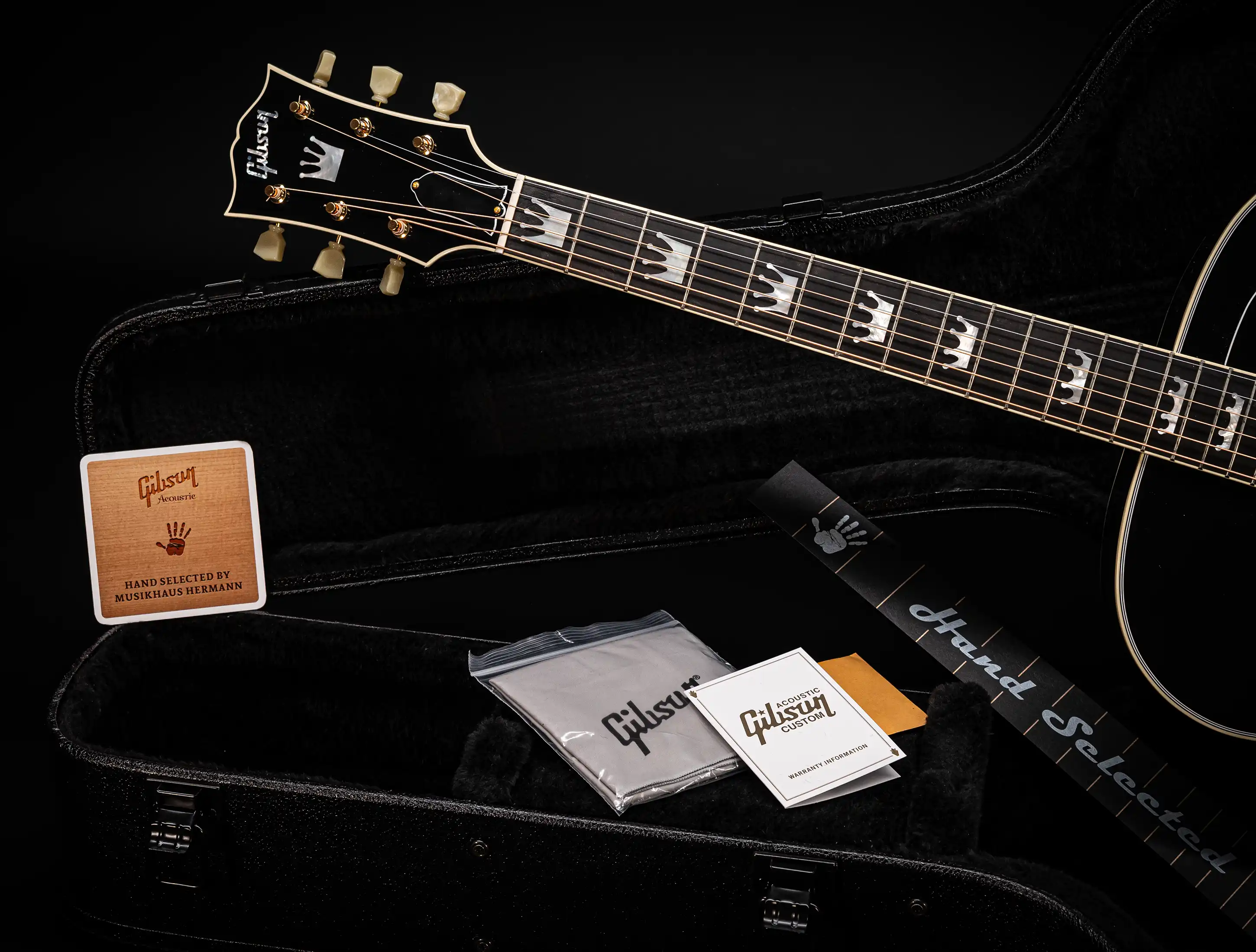 Show gallery (26 images) a154113 Gibson-SJ-200-King-Crown-of-Rock-and-Roll-Custom-Shop