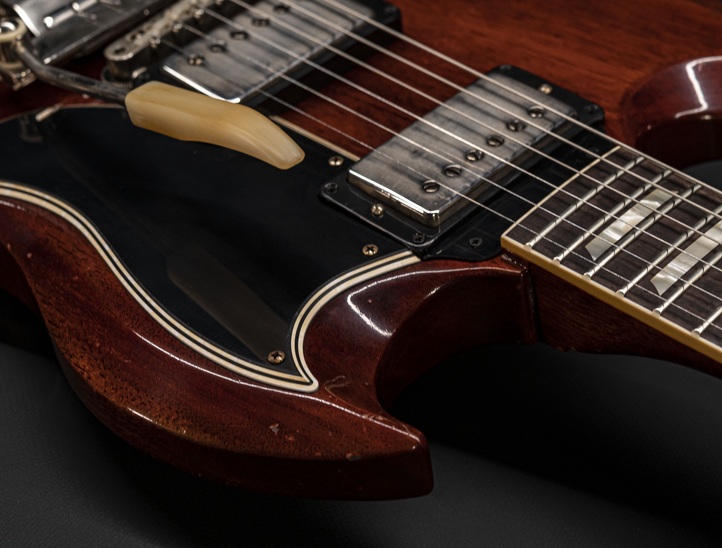 a123202-Gibson-SG-1964-Standard-Reissue-Maestro-Vibrola-Murphy-Lab-Heavy-Aged-Faded-Cherry a123202-gibson-sg-1964-standard-reissue-maestro-vibrola-murphy-lab-heavy-aged-faded-cherry