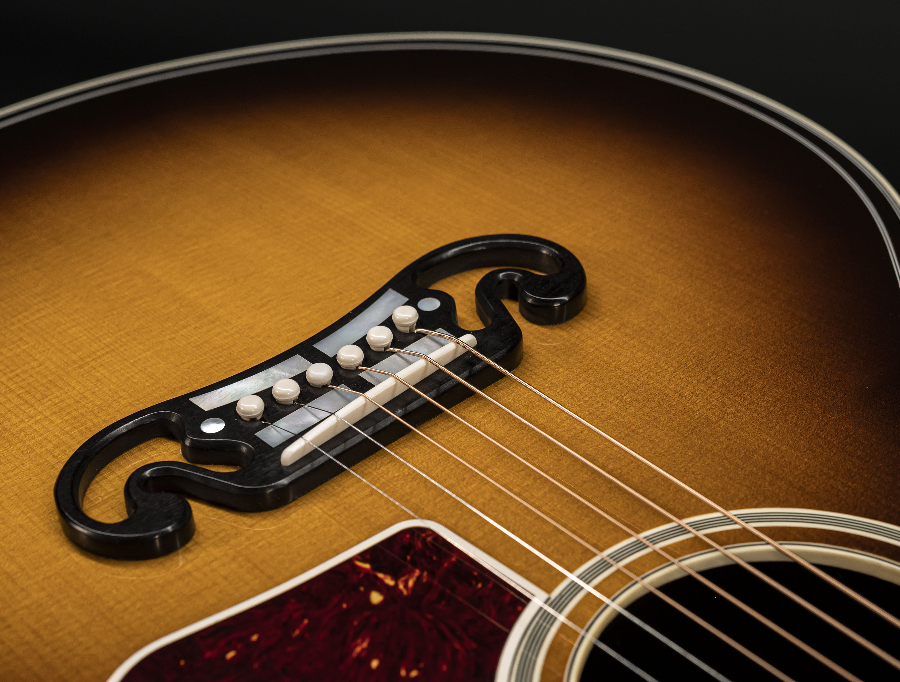a126695_Gibson-SJ-200-Western-Classic a126695 gibson-sj-200-western-classic