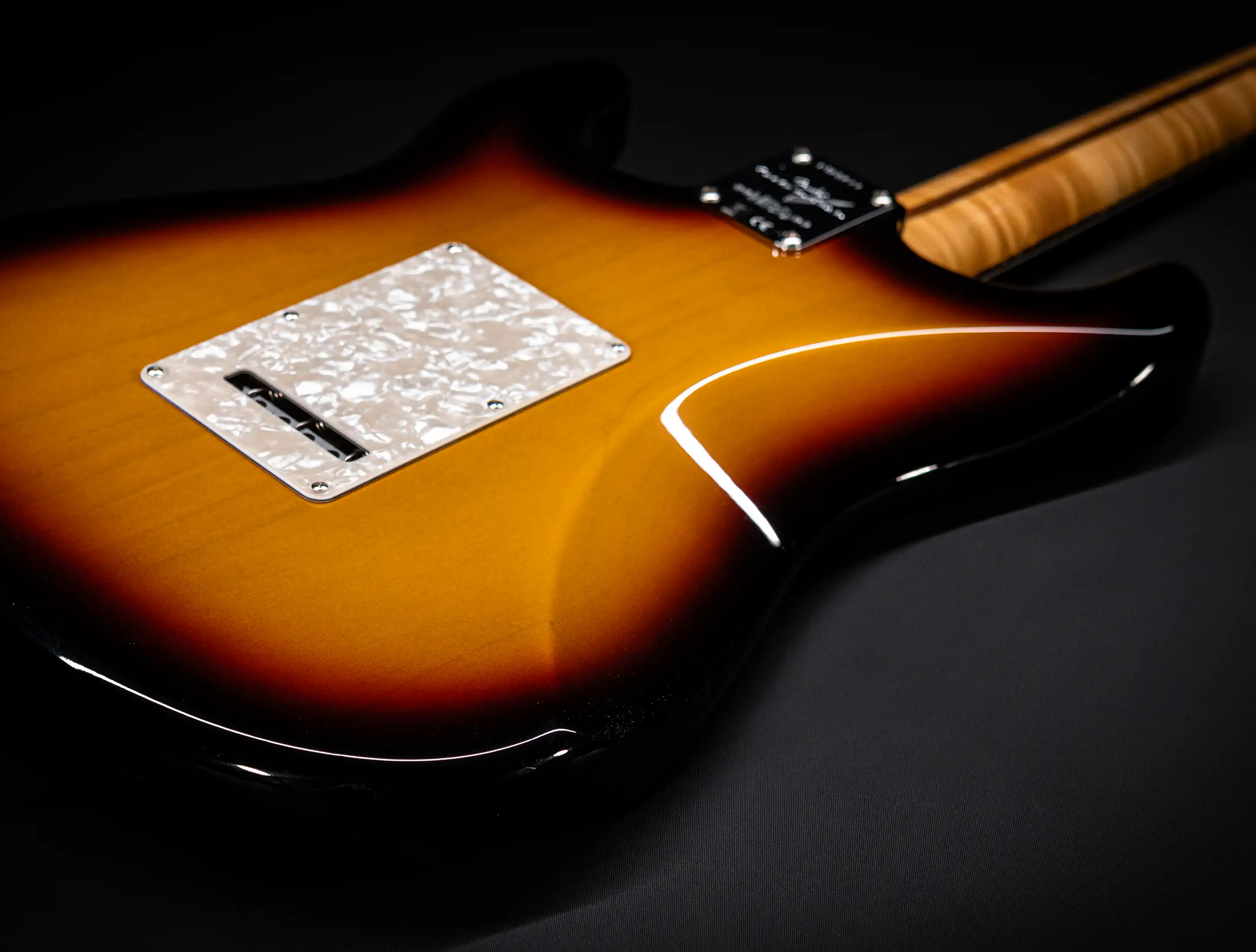 a154623 Fender-MBD-Limited-60s-STARS-Stratocaster-NOS-flame-Neck-Sunburst
