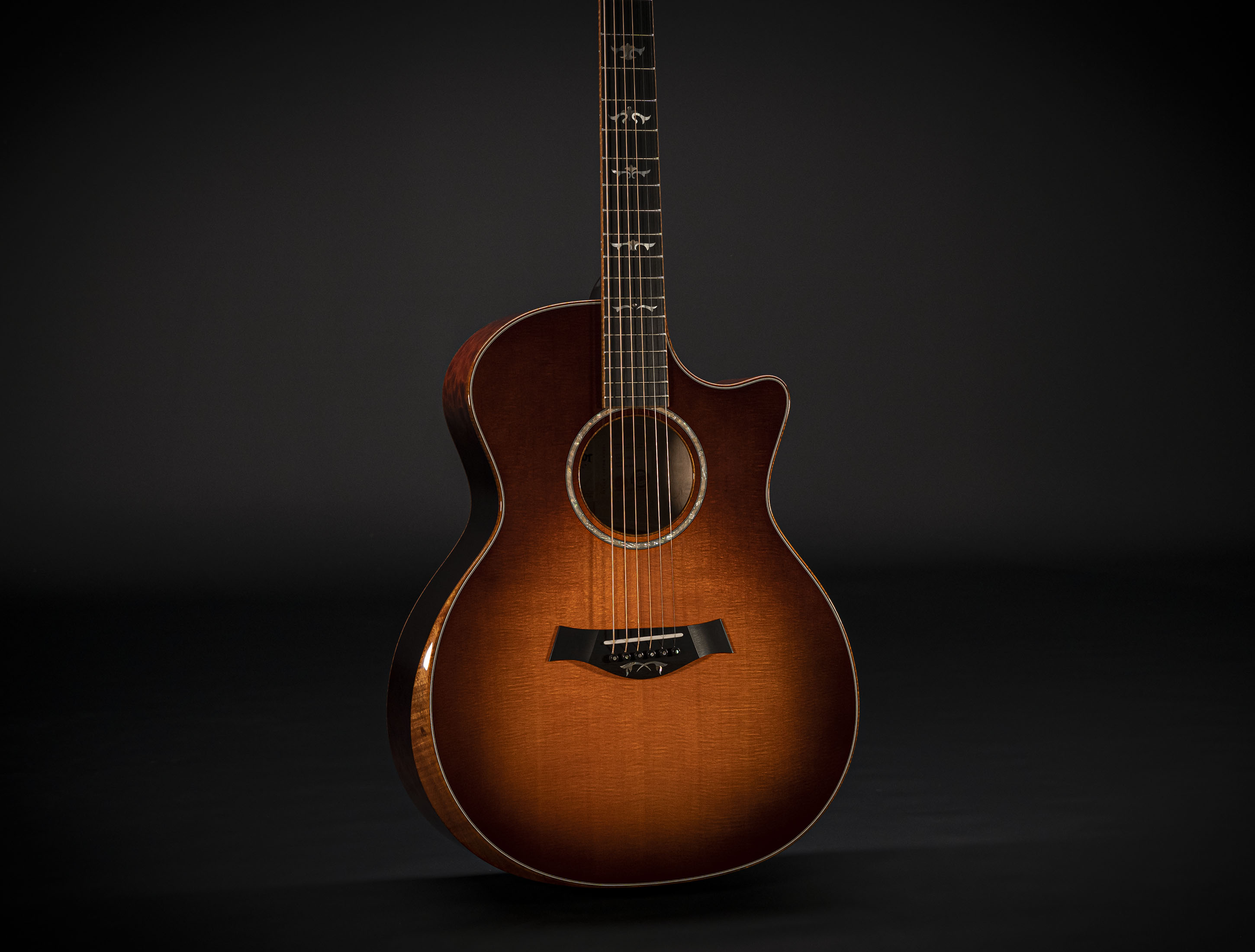 Taylor Custom Baja Grand Auditorium