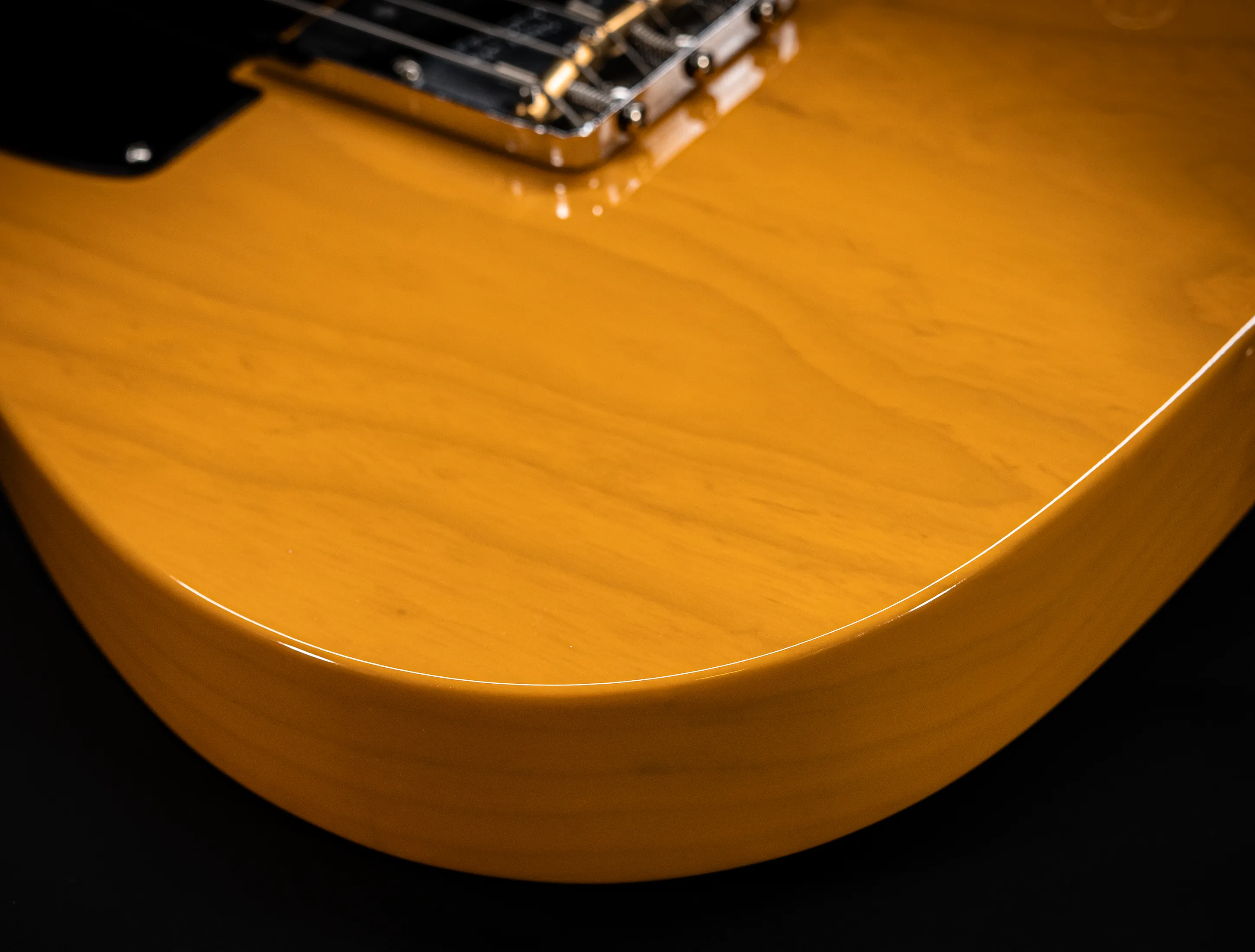 a175688-Fender-MBD- Limited-1952-Humbucker-Telecaster-Timeless-NOS-flame-Neck-Aged-Butterscotch-Blonde-