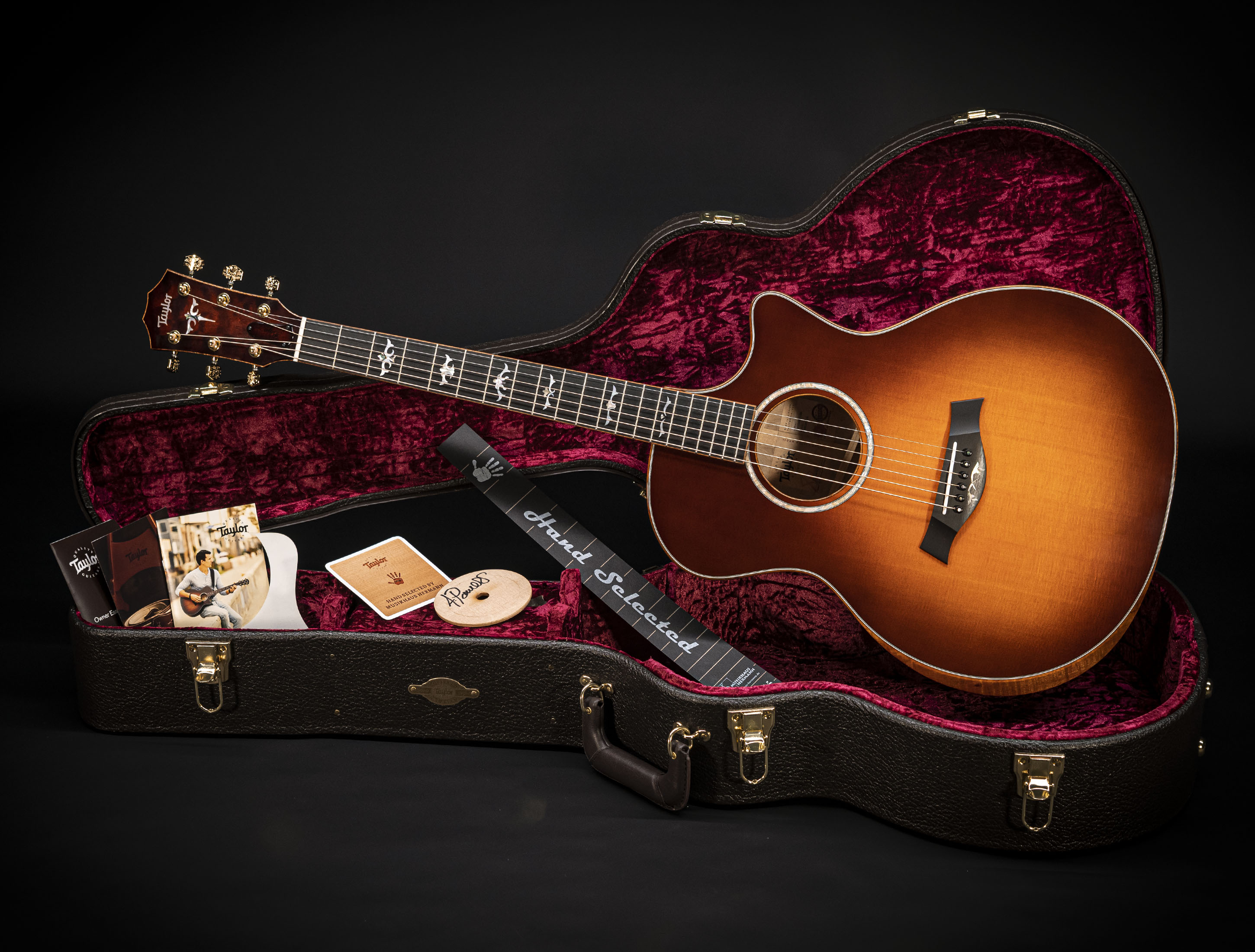 a143252 Taylor-Custom-Baja-Grand-Auditorium