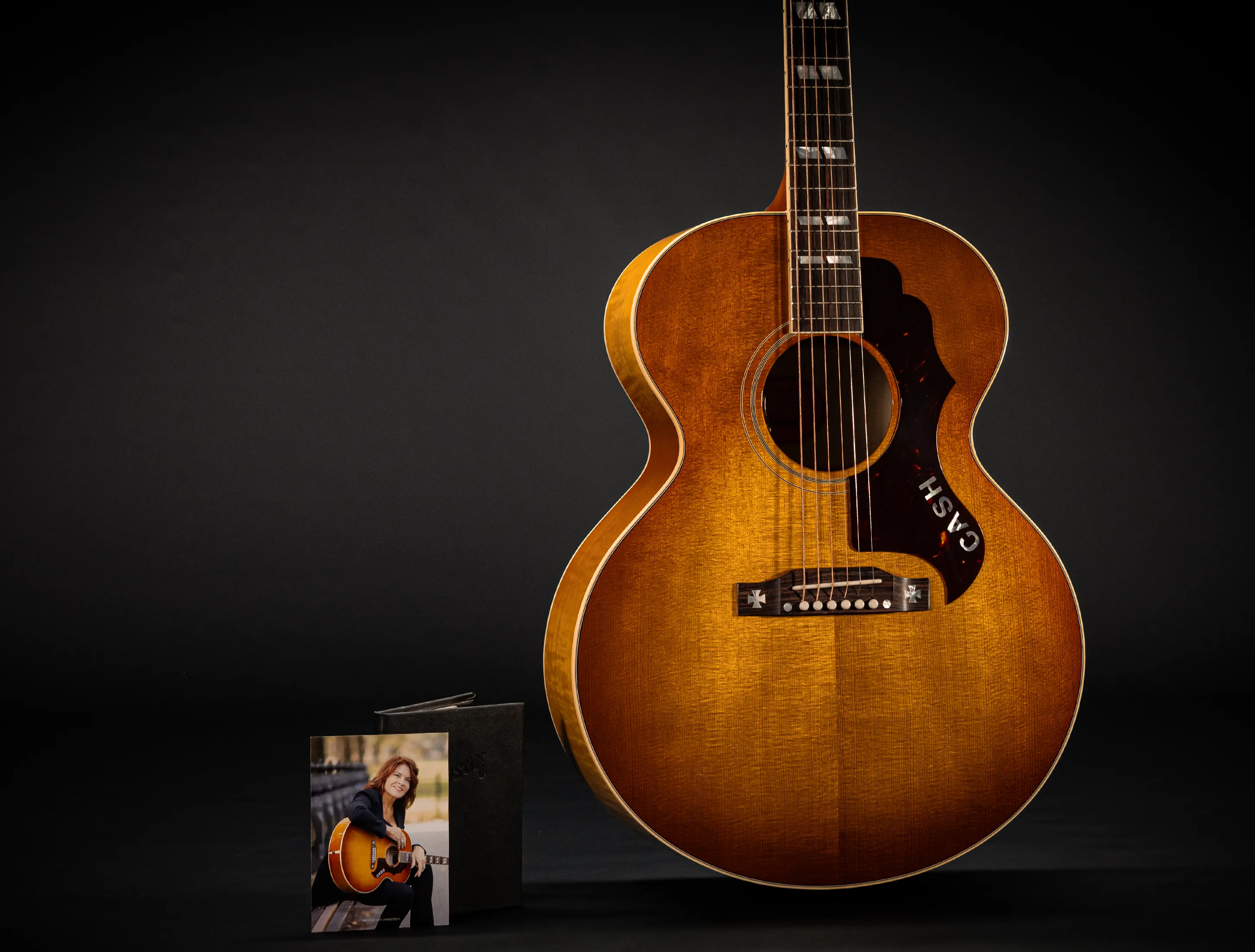 Gibson Rosanne Cash J-185