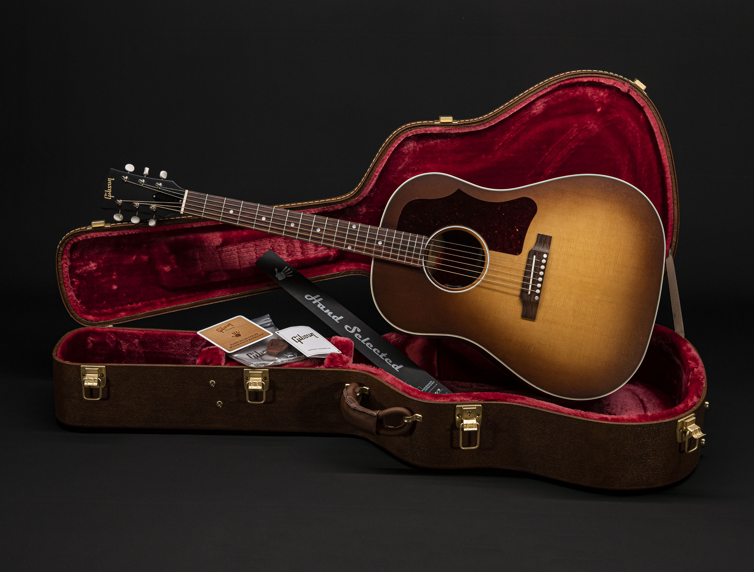 Show gallery (25 images) a121258 gibson-j-45-50s-faded-vintage-sunburst