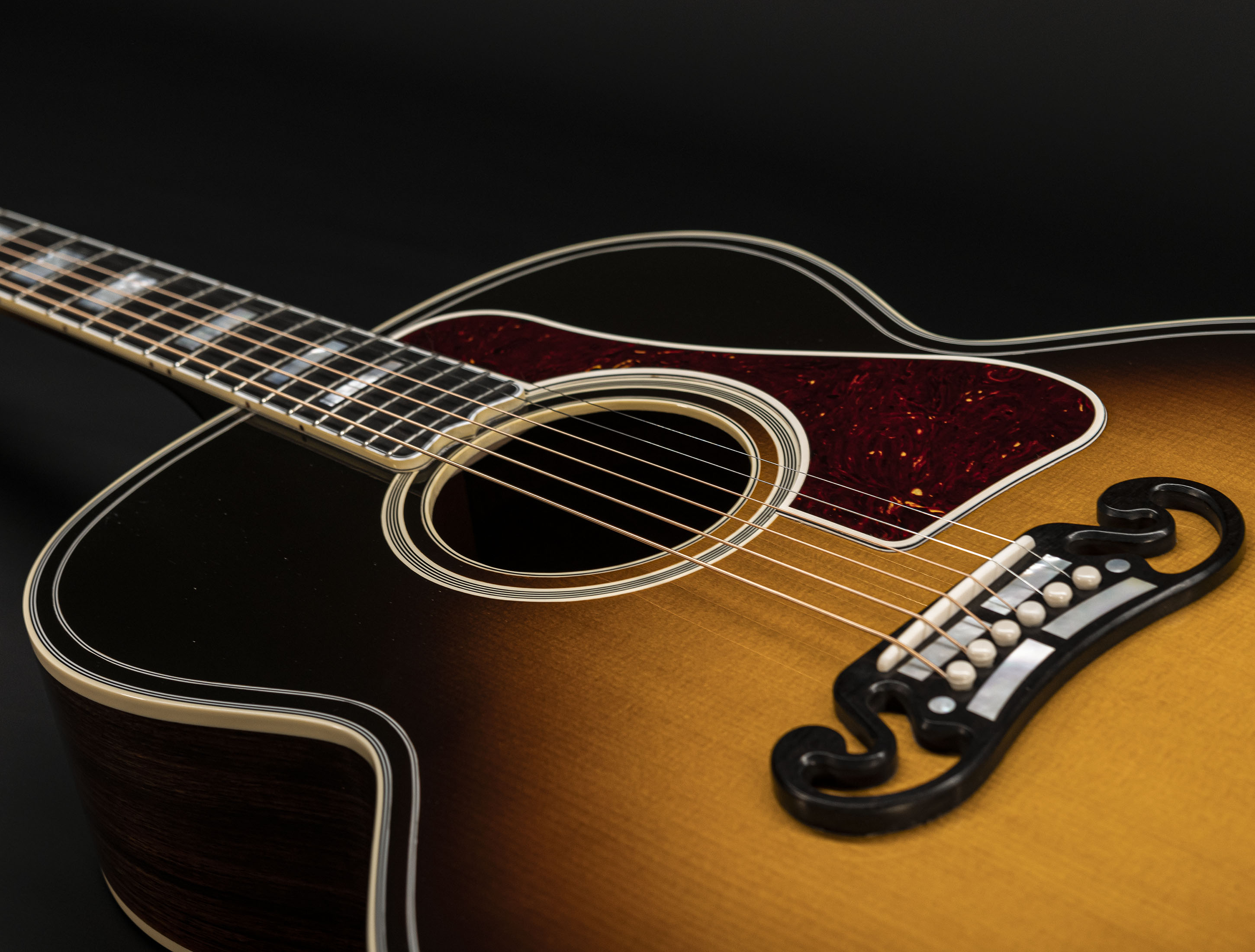 a126701_Gibson-SJ-200-Western-Classic a126701 gibson-sj-200-western-classic