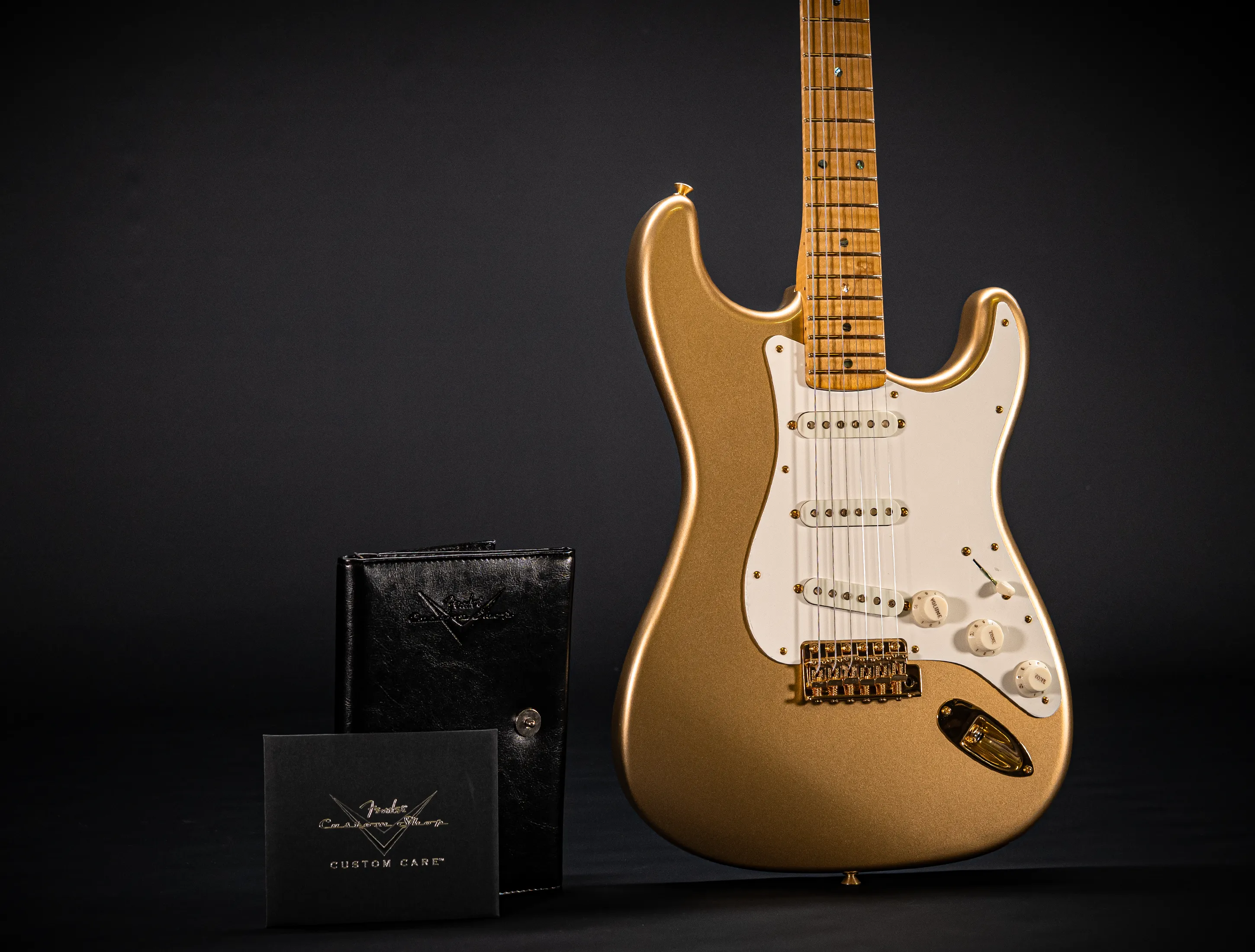 Fender 70th Anniversary Limited Stratocaster NOS Flame AAAA Neck - Aztec Gold