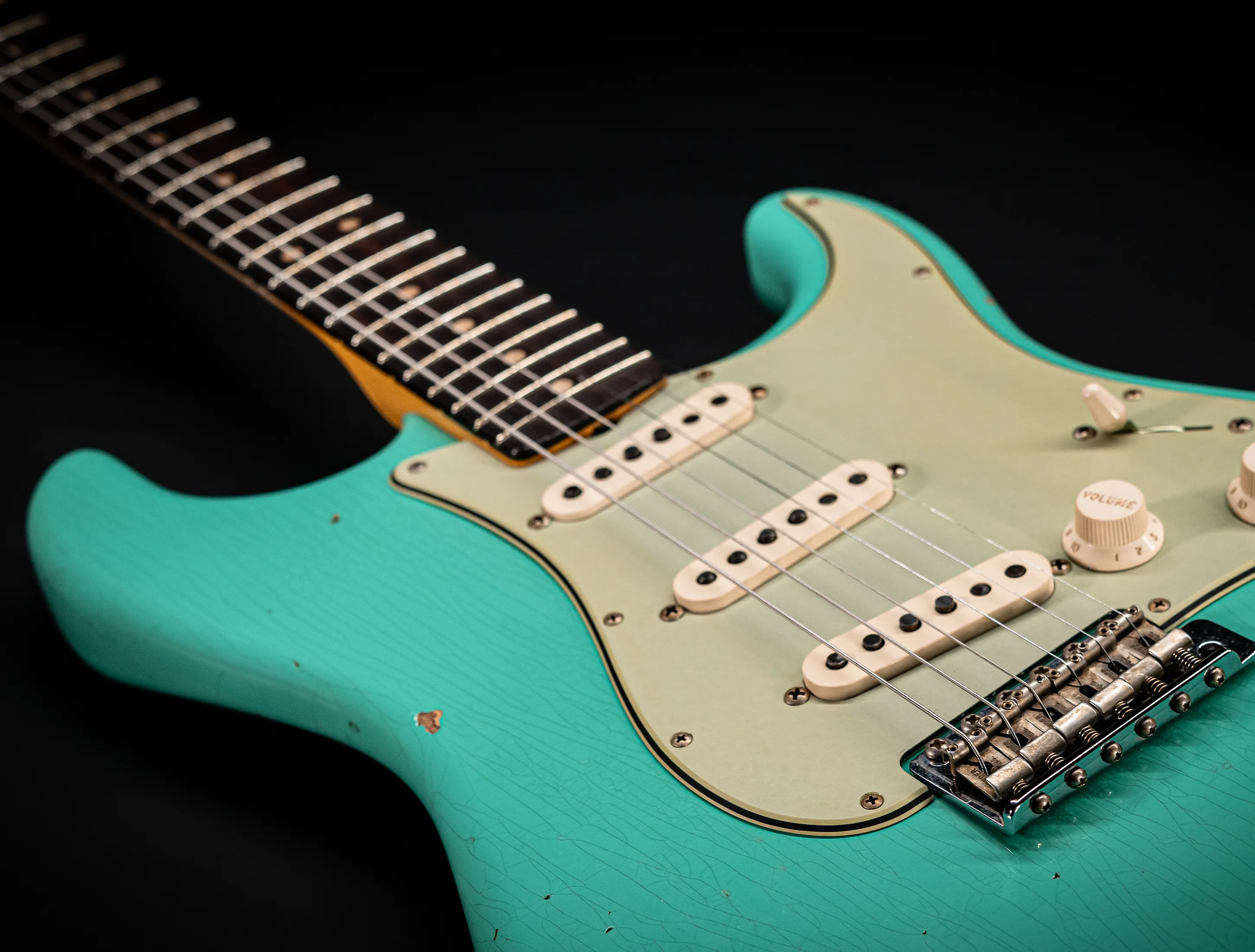 Fender MBD 1963 Stratocaster Relic - Aged Sea Foam Green