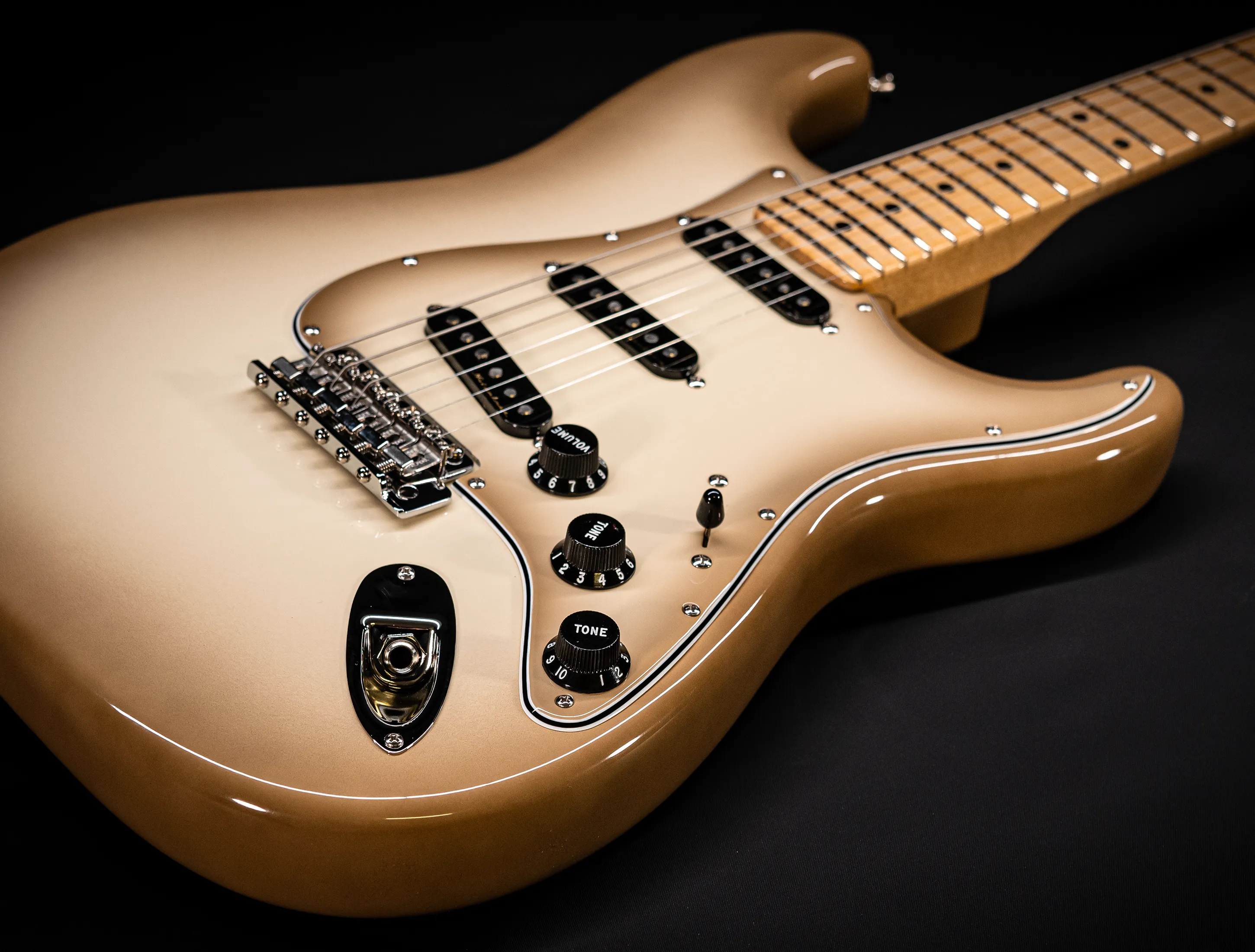 a174511-Fender-Masterbuilt-Todd-Krause-ANTIGUA-50`s-Stratocaster-NOS-