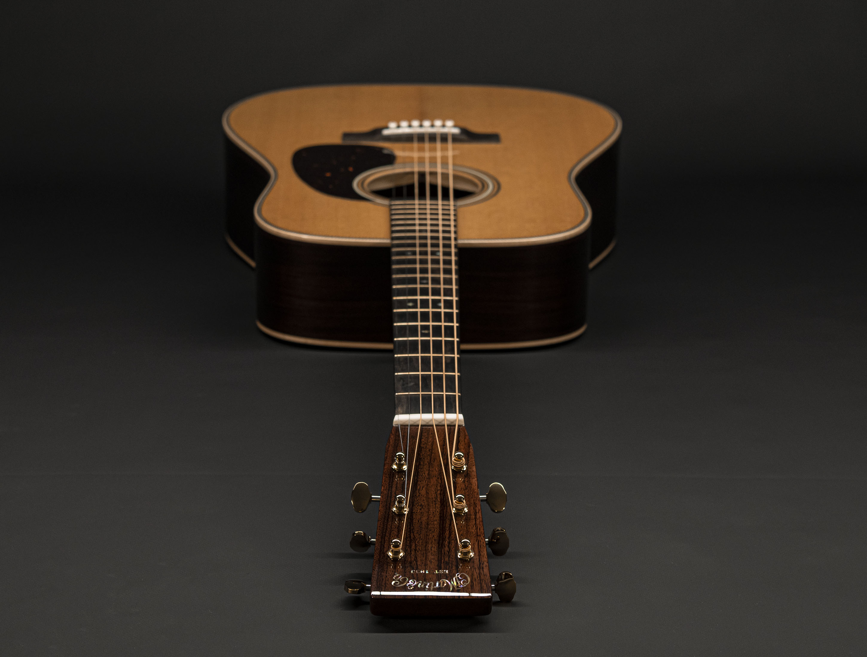 Show gallery (25 images) a118471 martin-d-28-modern-deluxe